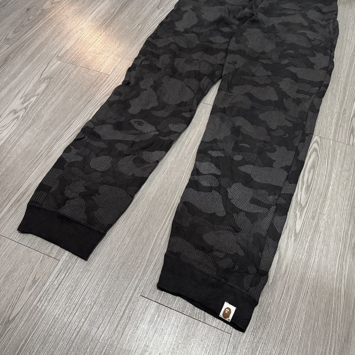 Bape A Bathing Ape Reflective Joggerpants Size US 32 / EU 48 - 2 Thumbnail