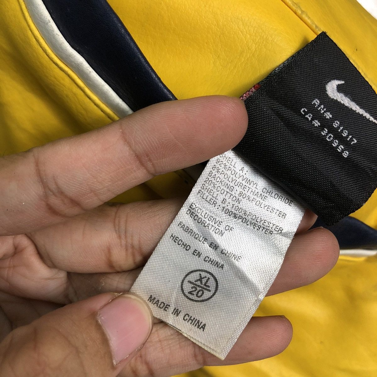 NBA 🔥VINTAGE REVERSIBLE BOMBER JACKET NIKE NBA TEAM BIG LOGO Size US XL / EU 56 / 4 - 24 Thumbnail