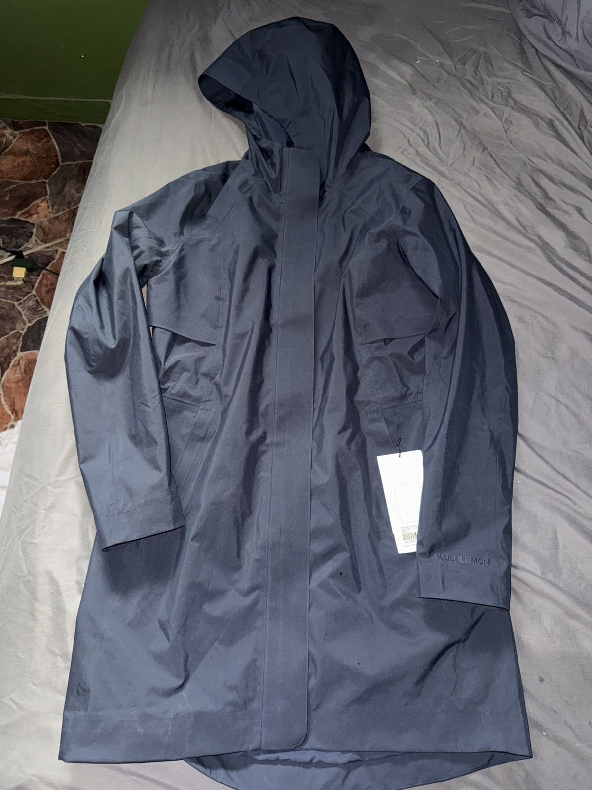 Lululemon LULULEMON RAIN REBEL JACKET Size L / US 10 / IT 46 - 1 Thumbnail
