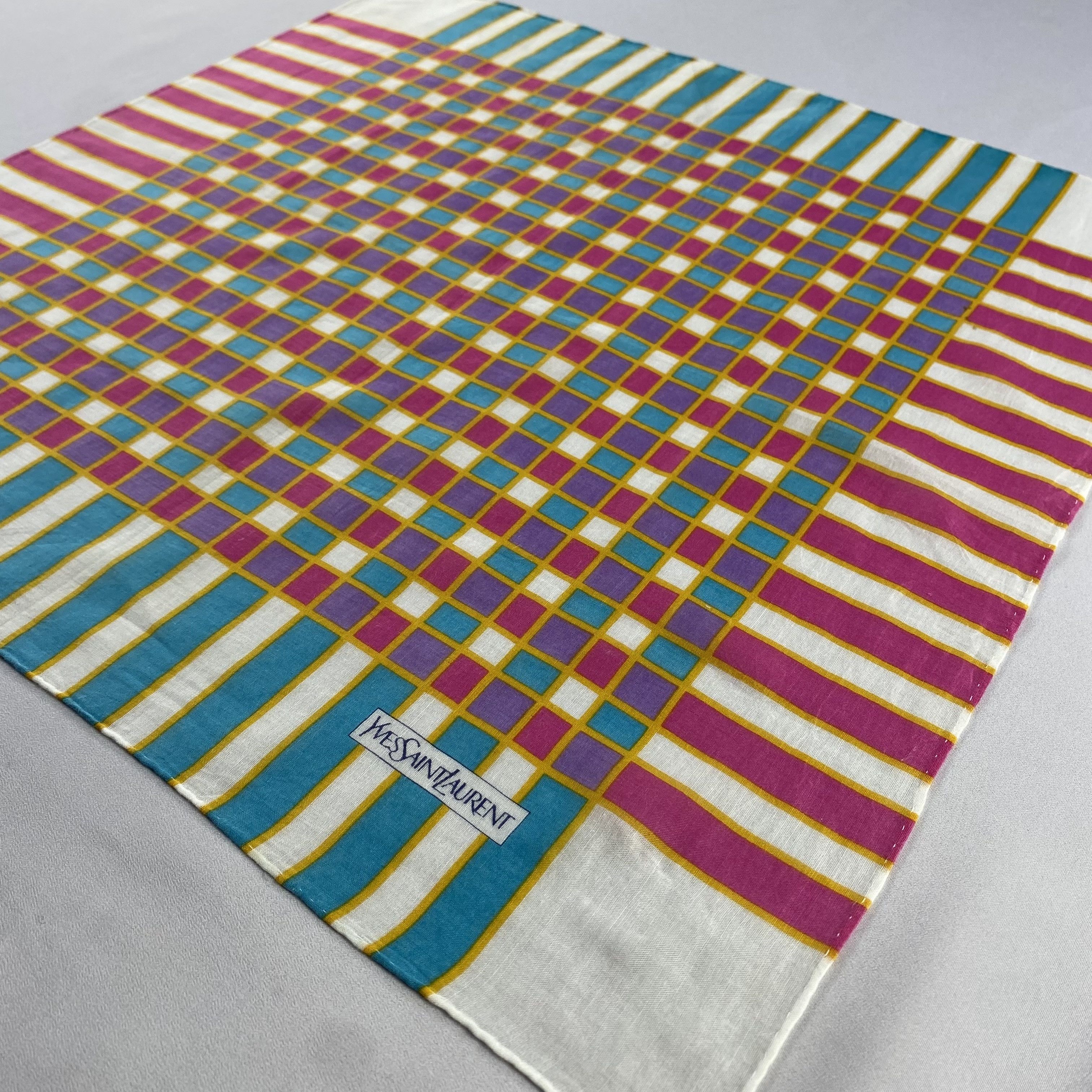 Vintage Yves Saint Laurent Handkerchief / Neckerchief-P1082 Size ONE SIZE - 2 Thumbnail