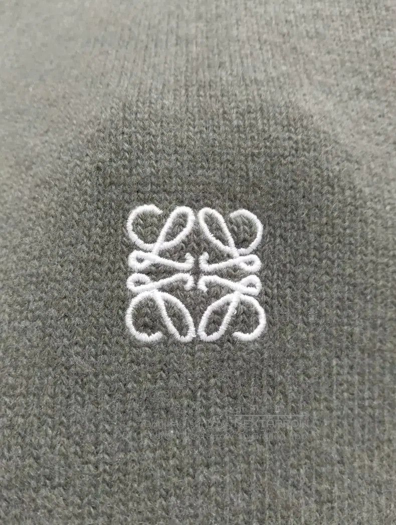 Loewe loewe wool pullover sweater in dark green . Size US L / EU 52-54 / 3 - 4 Thumbnail
