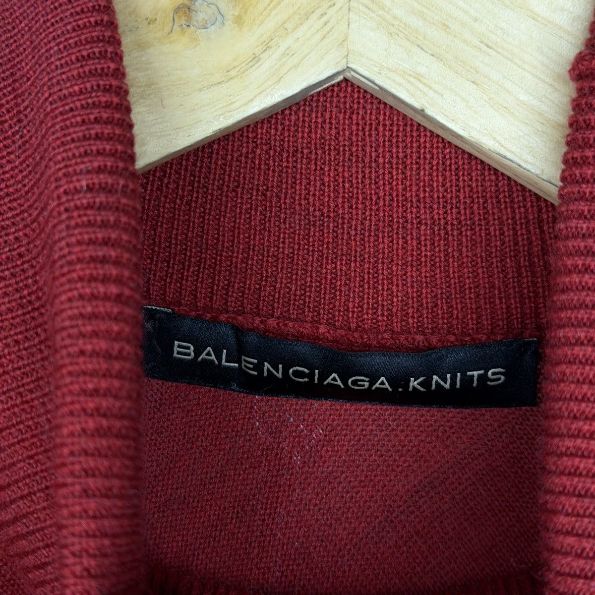 Balenciaga Balenciaga Knit Top Turtleneck Wool Red Distressed Size M / US 6-8 / IT 42-44 - 9 Thumbnail