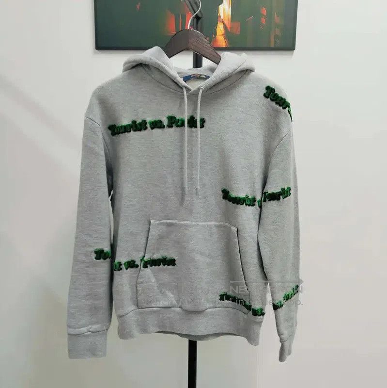 Louis Vuitton Louis Vuitton Women's Gray Cropped Hoodie . Size XS / US 0-2 / IT 36-38 - 1 Thumbnail