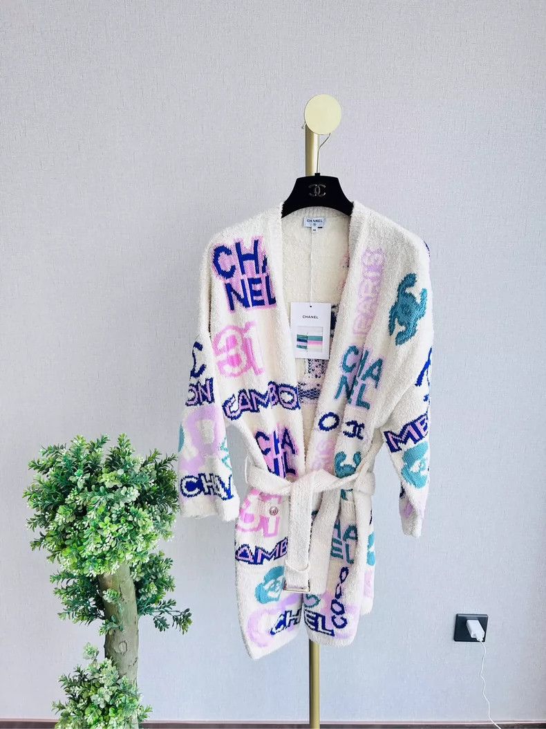 Chanel Chanel Cardigan long coat Size XS / US 0-2 / IT 36-38 - 1 Thumbnail