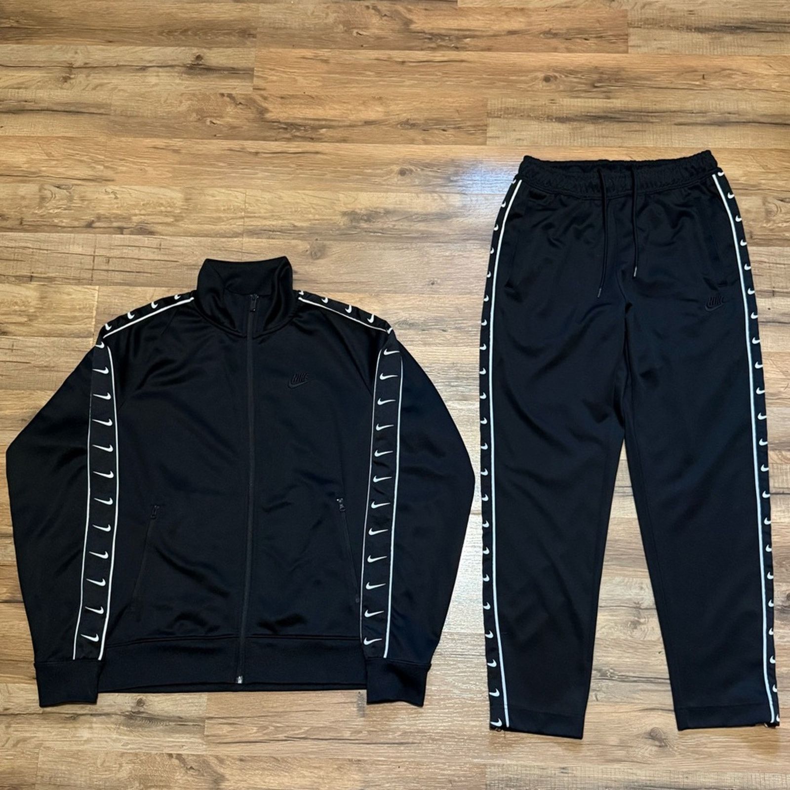 Nike NWOT Nike Zip Up Sweatshirt Sweatpant Matching Set Sweatsuit Size US M / EU 48-50 / 2 - 4 Thumbnail