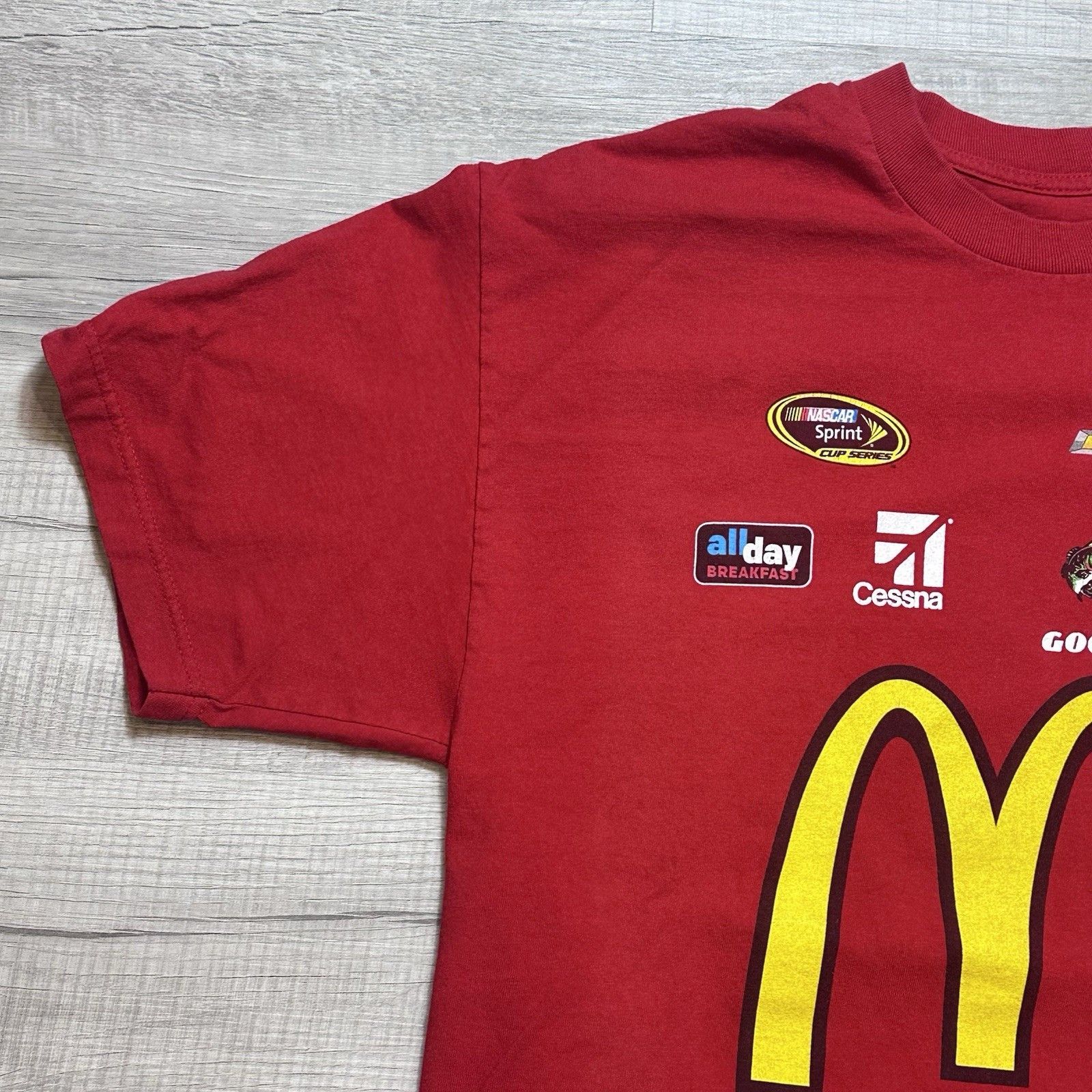 NASCAR Jamie McMurray #1 McDonalds Nascar Racing Graphic T-Shirt XL Size US XL / EU 56 / 4 - 6 Thumbnail