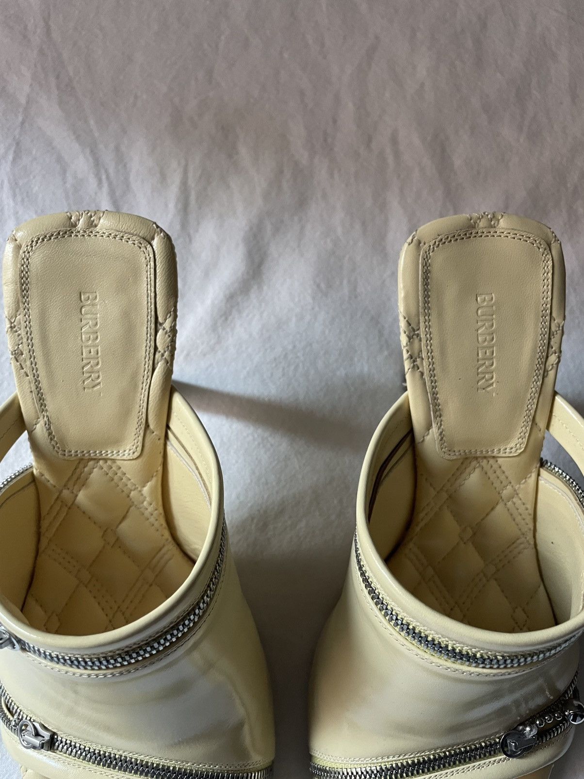 Burberry Burberry High Heel Shoes Size US 7 / IT 37 - 4 Thumbnail