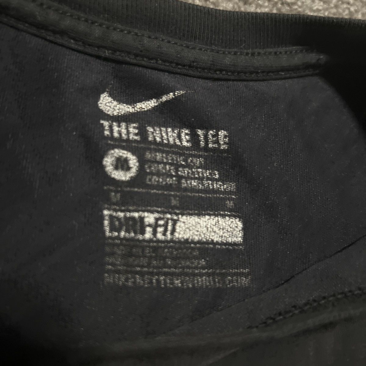 Nike Vintage Nike Basketball tshirt Size US M / EU 48-50 / 2 - 2 Thumbnail