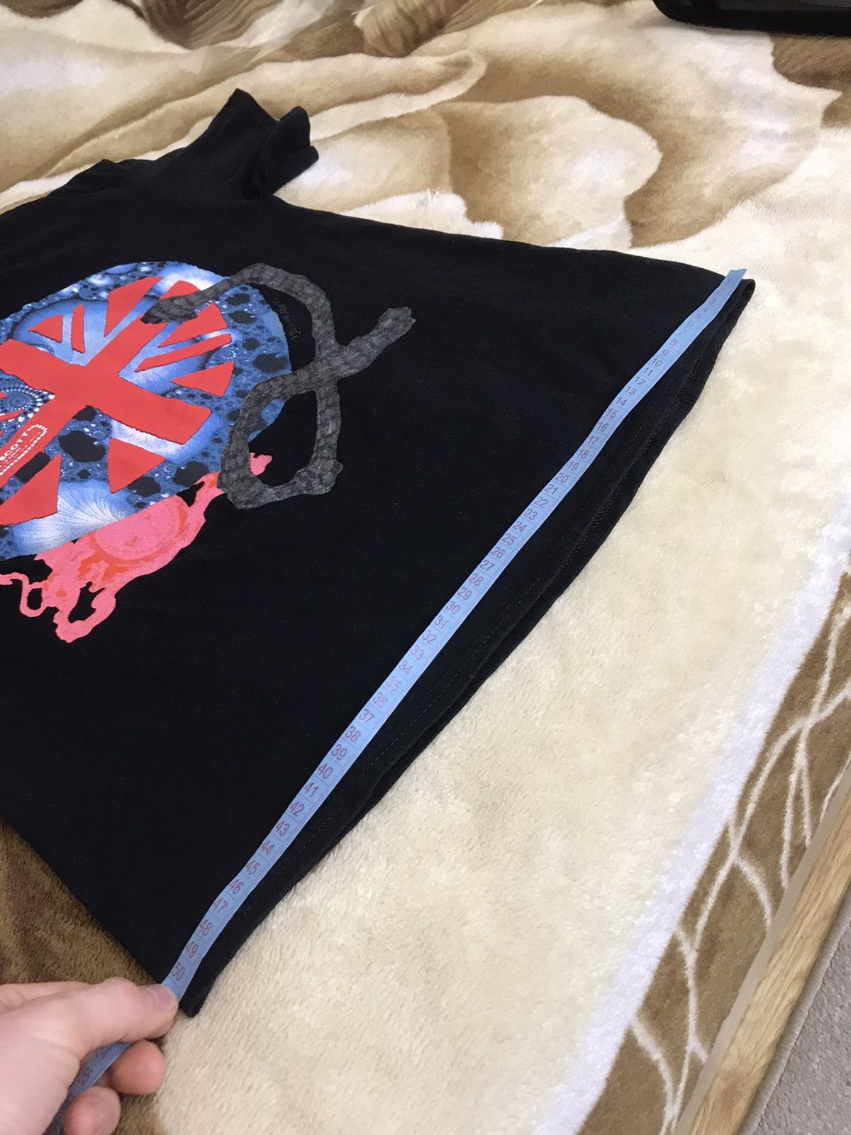 Travis Scott 🔥 Travis Scott Utopia O2 Live Arena London Exclusive Shirt Size US S / EU 44-46 / 1 - 9 Thumbnail