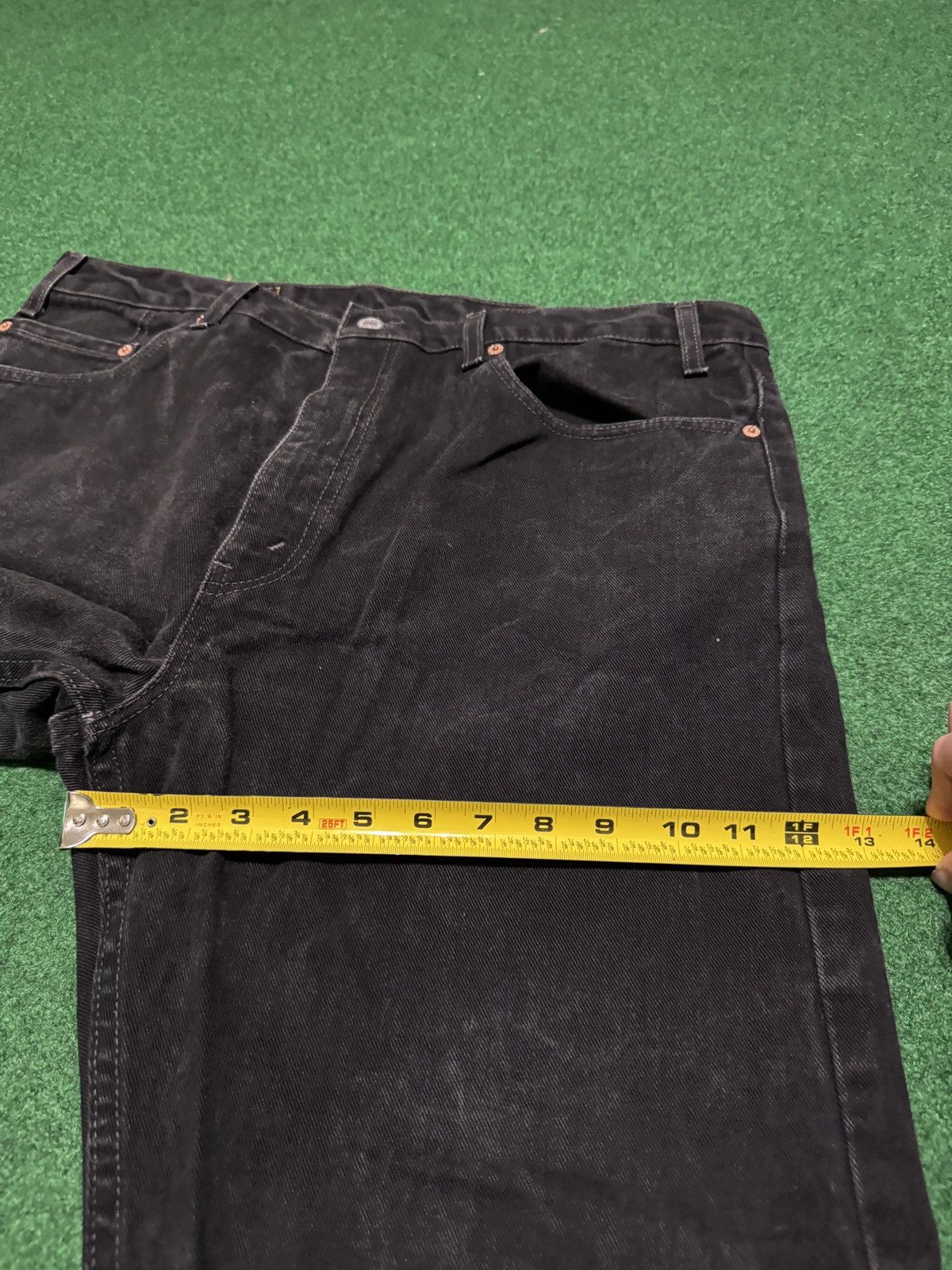 Levi's Vintage Clothing Vintage Levi’s 505 Straight Leg 38x30 Black Denim Jeans Size US 38 / EU 54 - 11 Thumbnail