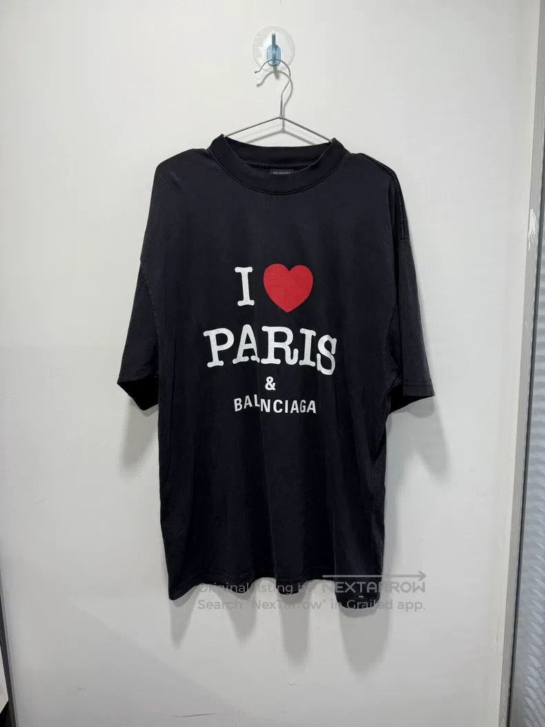 Balenciaga Black Heart Short Sleeve Size S