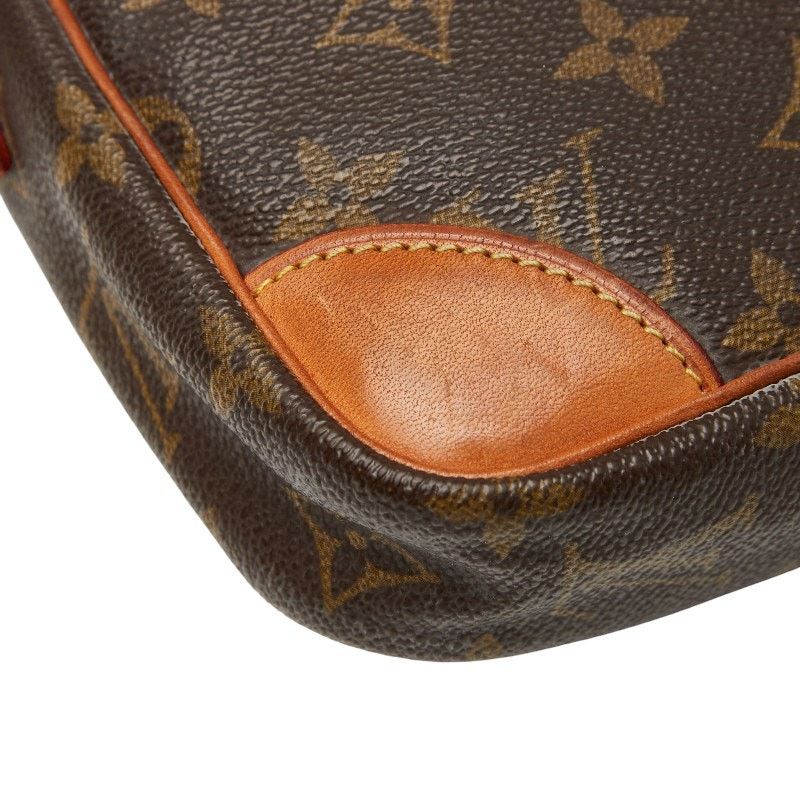 Louis Vuitton Louis Vuitton Monogram Danube Crossbody Bag M45266 Size ONE SIZE - 7 Thumbnail