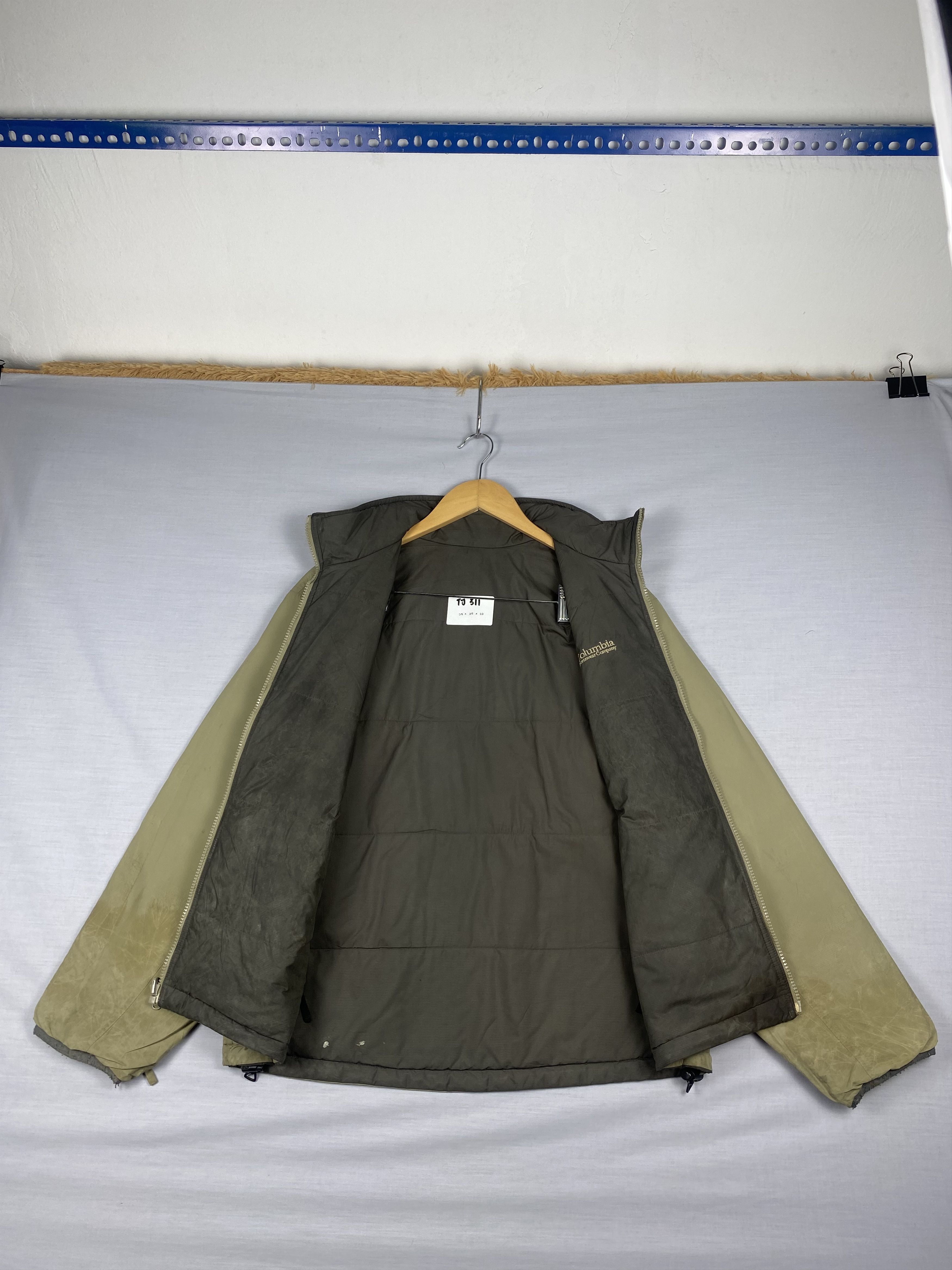 Columbia Vintage Columbia Puffer Lining Zip Up Light Jacket Size US M / EU 48-50 / 2 - 8 Thumbnail
