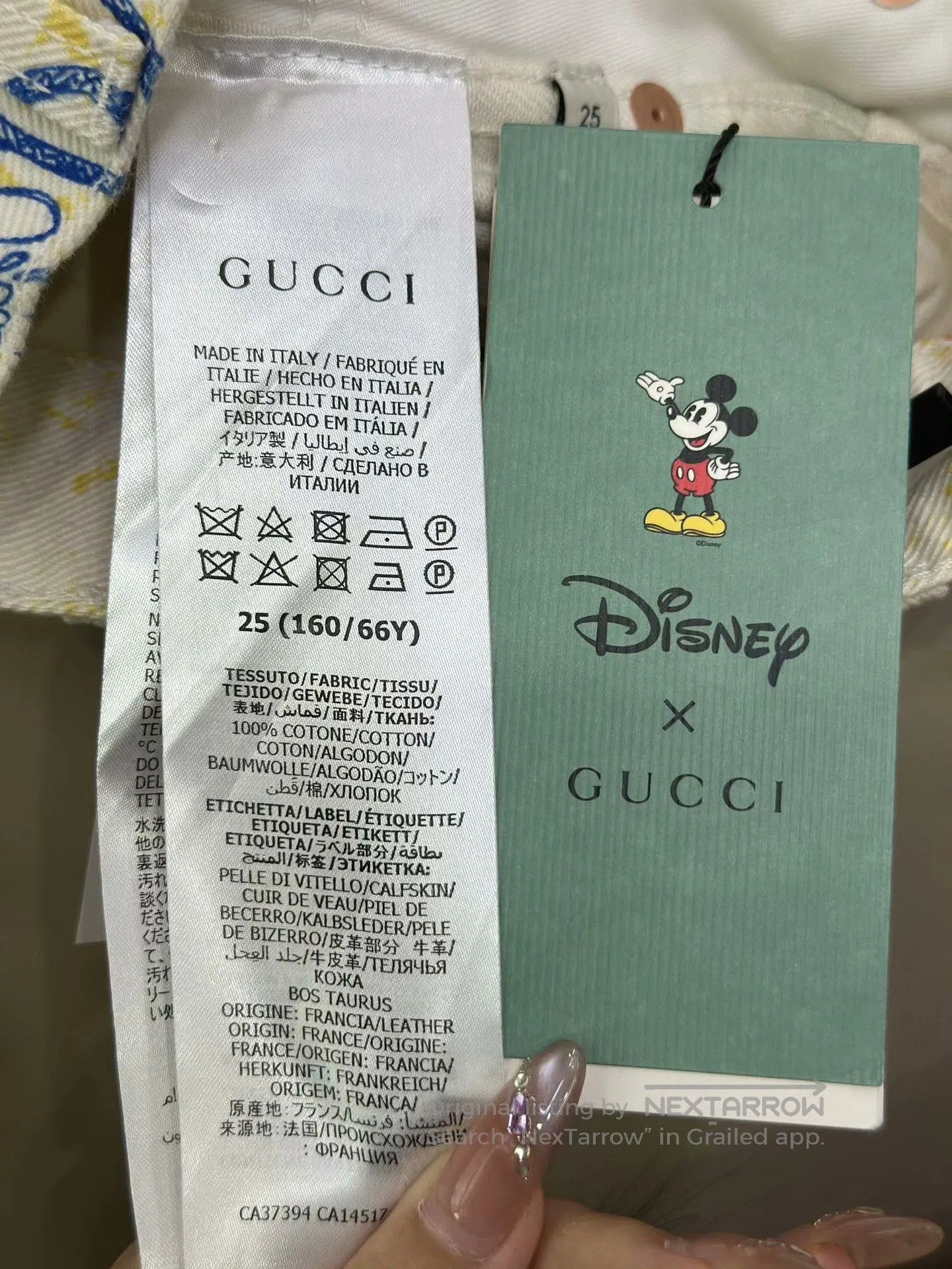 Gucci Gucci Mickey Print White Denim Shorts. Size 25" / US 0 / IT 36 - 6 Thumbnail