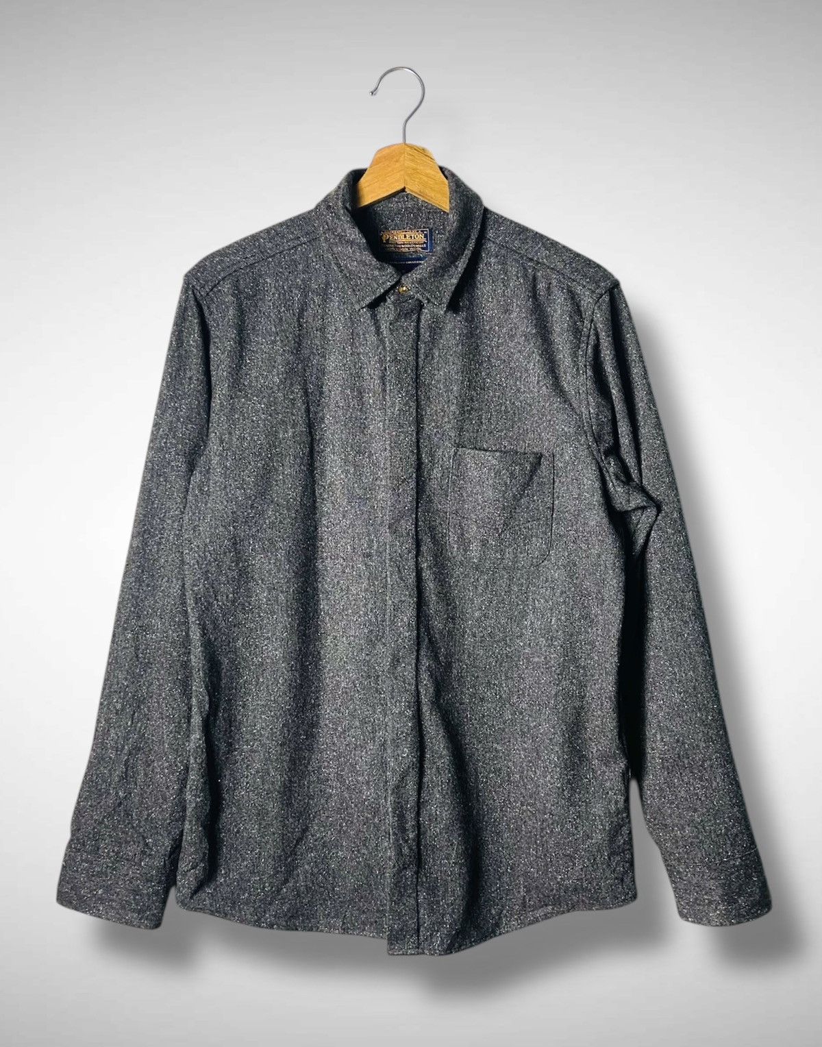 Pendleton Vintage Pendleton Wool Buttons Up Shirt Size US M / EU 48-50 / 2 - 1 Thumbnail