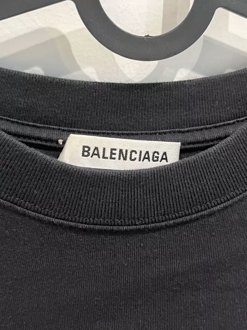 Balenciaga Balenciaga Black Front and Back Letter Logo Short Sleeve T Size US S / EU 44-46 / 1 - 2 Thumbnail