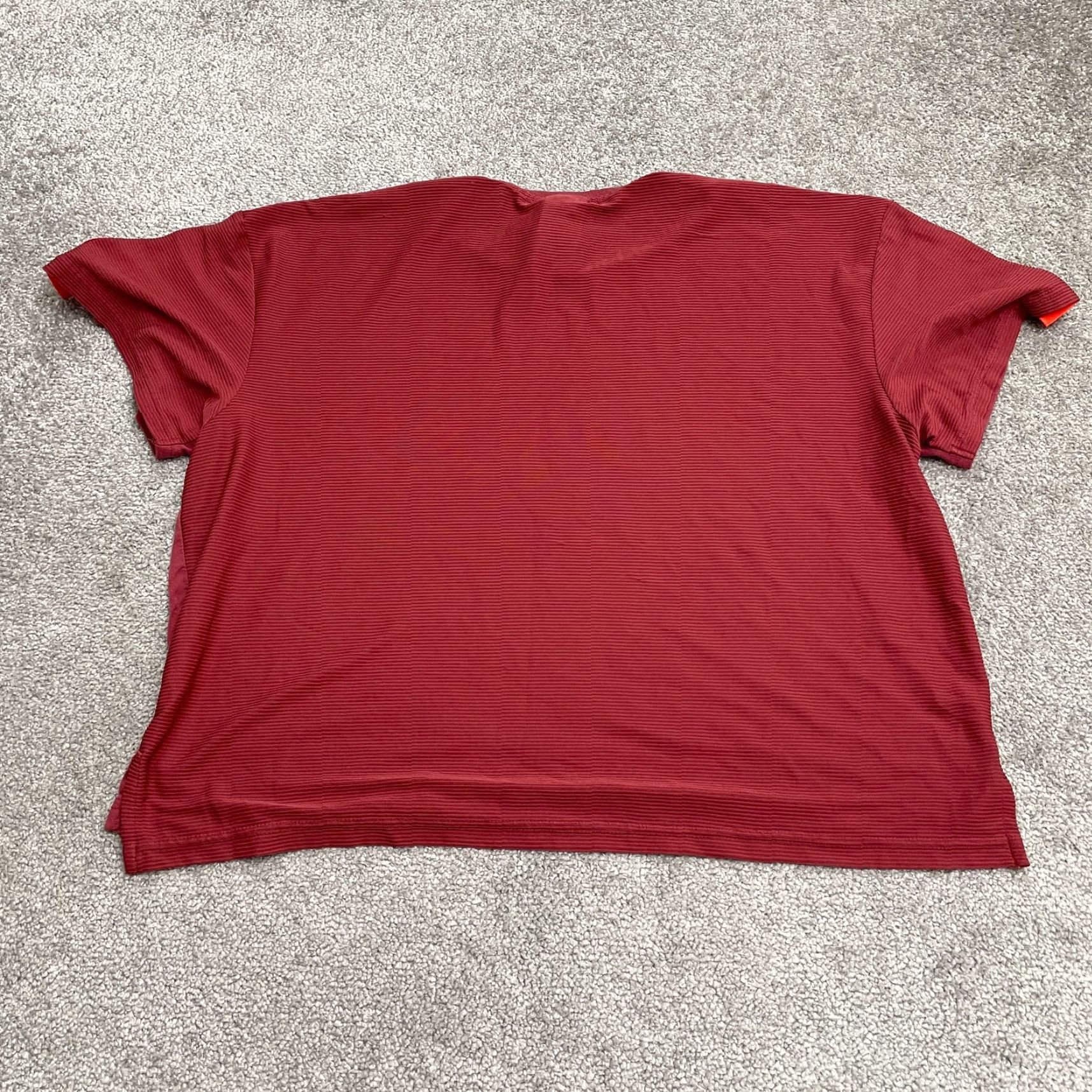 Adidas Adidas Active T-Shirt Womens Large Red Crew Neck Short Slit Sleeve Athletic Top Size L / US 10 / IT 46 - 2 Thumbnail
