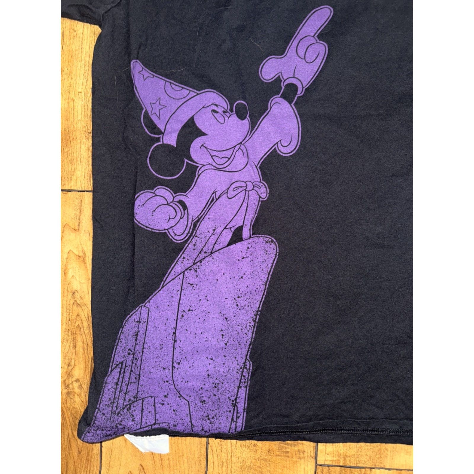 Disney Disney Fantasmic T-Shirt Men’s XL Black Graphic Print Dragon Show Tee 90s Maleficent Igniting the Night Disneyland Parks Vintage No Size US XL / EU 56 / 4 - 6 Thumbnail