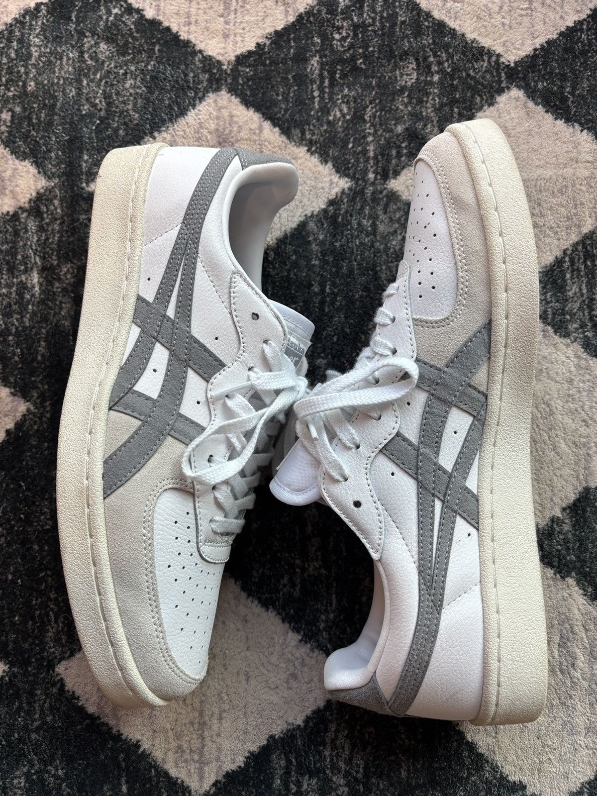 Asics × Japanese Brand × Onitsuka Tiger Onitsuka Tiger GSM White Grey Size US 9 / EU 42 - 3 Thumbnail