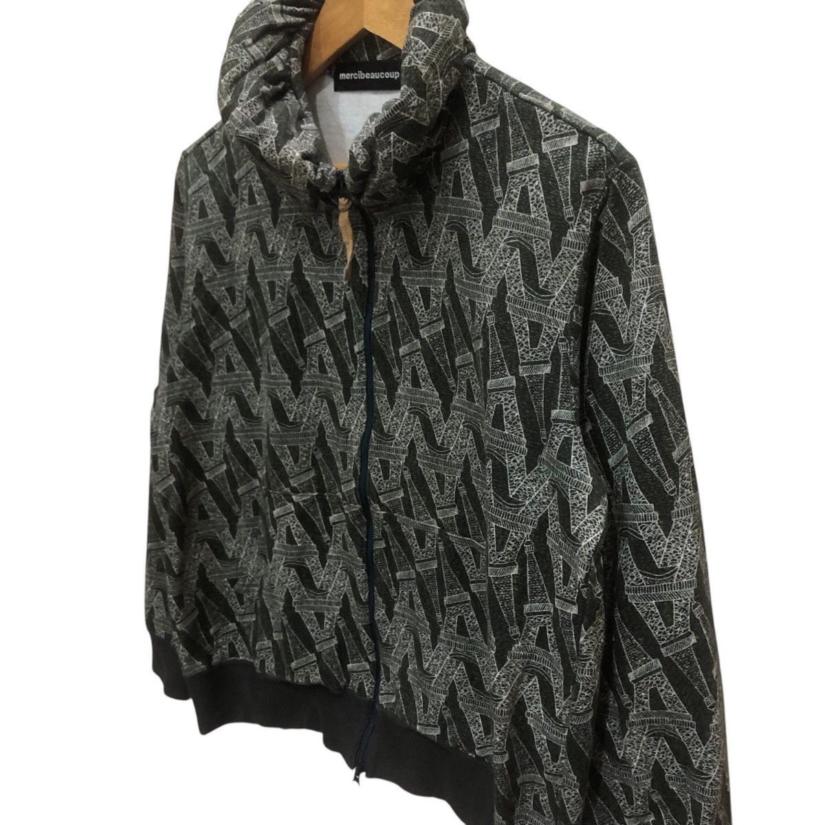 Issey Miyake × mercibeaucoup Mercibeaucoup Croptop Paris Eifil Tower Abstrct Full Zipper Size S / US 4 / IT 40 - 3 Thumbnail