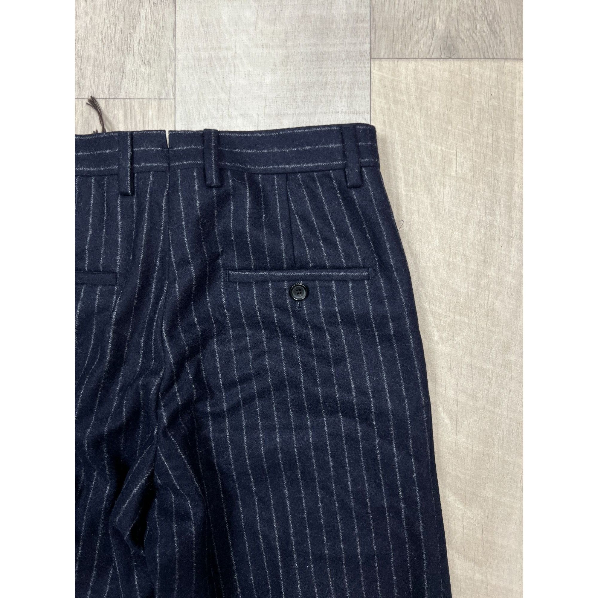 Bally NWOT Bally Wool Striped Cullottes Pants (Y0125) Size 26" / US 2 / IT 38 - 11 Thumbnail