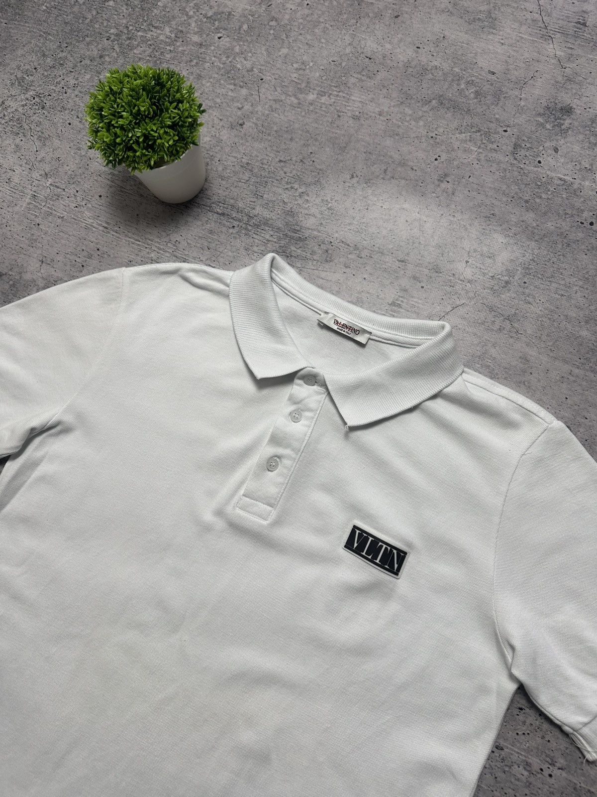 Valentino Valentino Luxury VLTN Logo Patch Polo Shirt Size US M / EU 48-50 / 2 - 3 Thumbnail