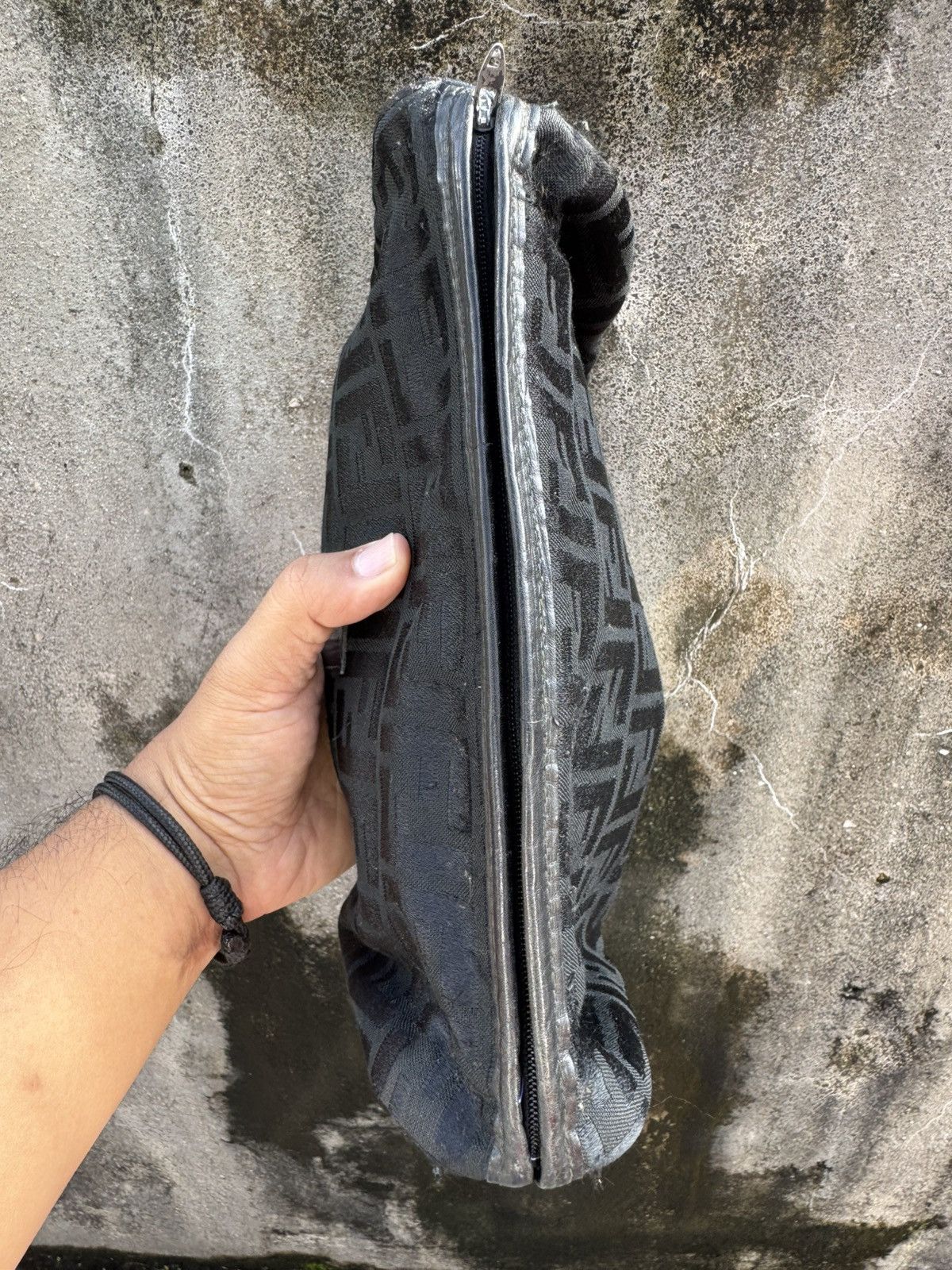 Fendi × Vintage Vintage Fendi Zucca Clutch Bag Size ONE SIZE - 5 Thumbnail