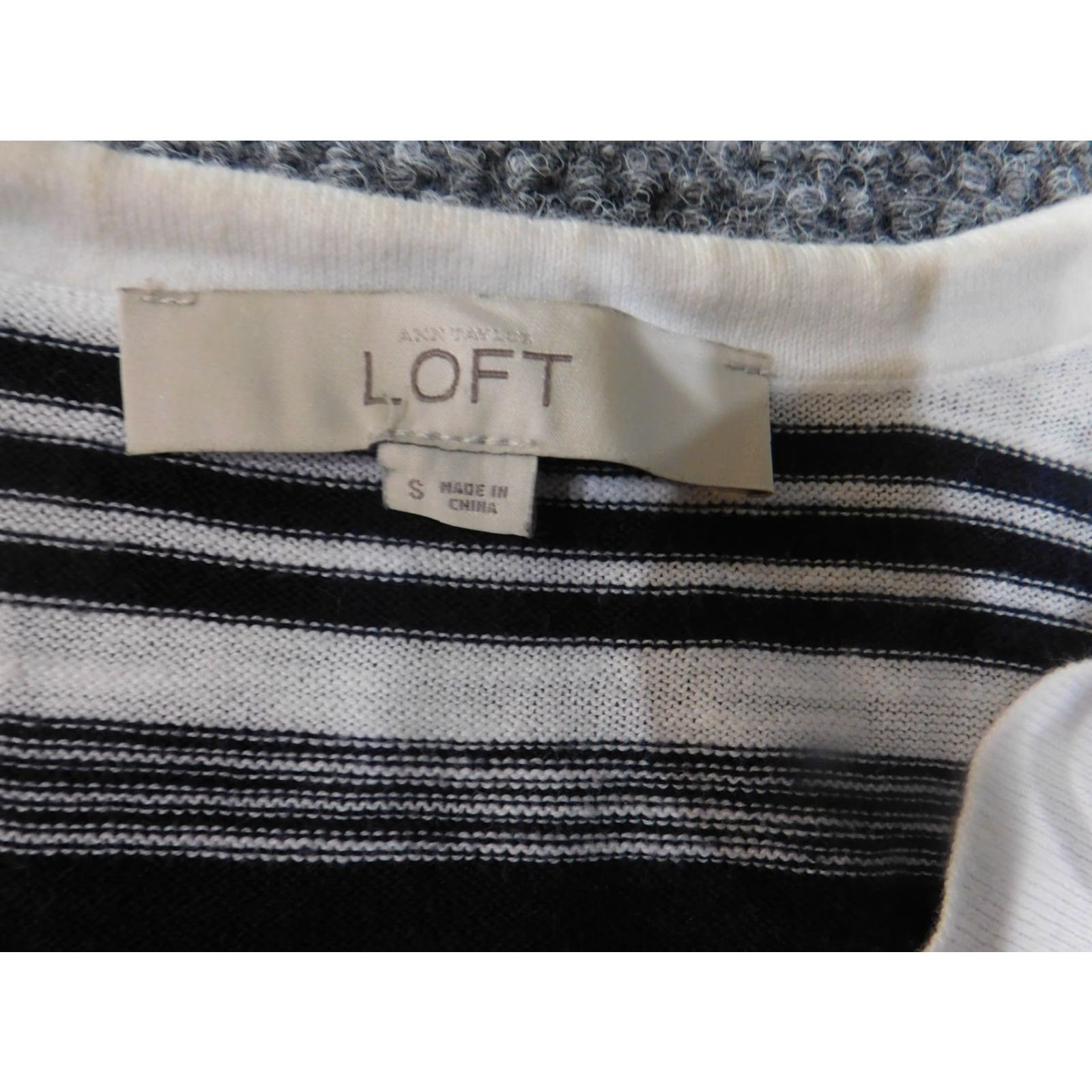 Loft LOFT Sweater Womens Small Black White Striped Long Sleeve Tunic Pullover Cotton V-Neck Drawstring Tassels Tunic Lightweight Knits Size S / US 4 / IT 40 - 7 Thumbnail
