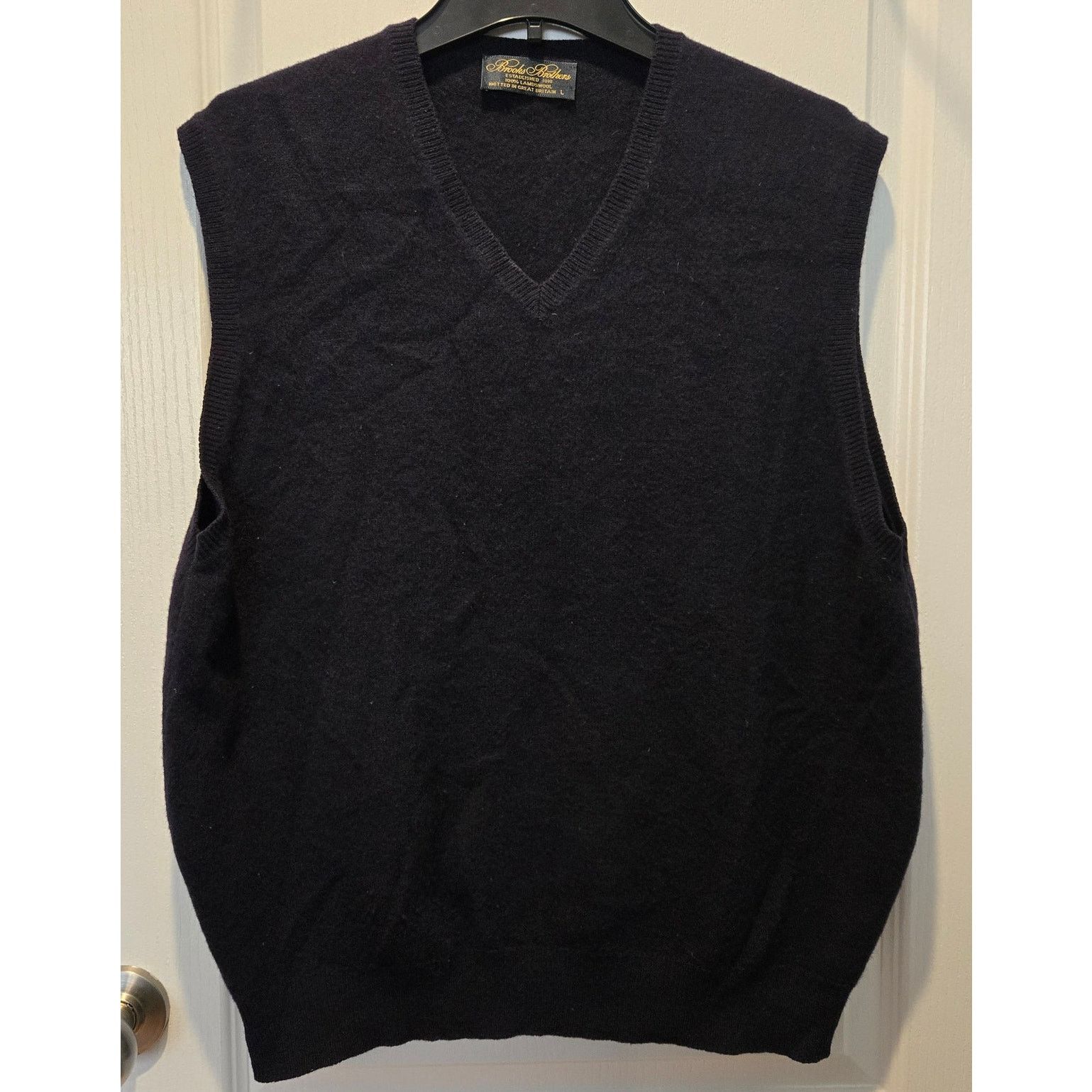 Brooks Brothers Brooks Brothers 100% lambswool Navy Blue sweater vest sz L Size US L / EU 52-54 / 3 - 1 Thumbnail