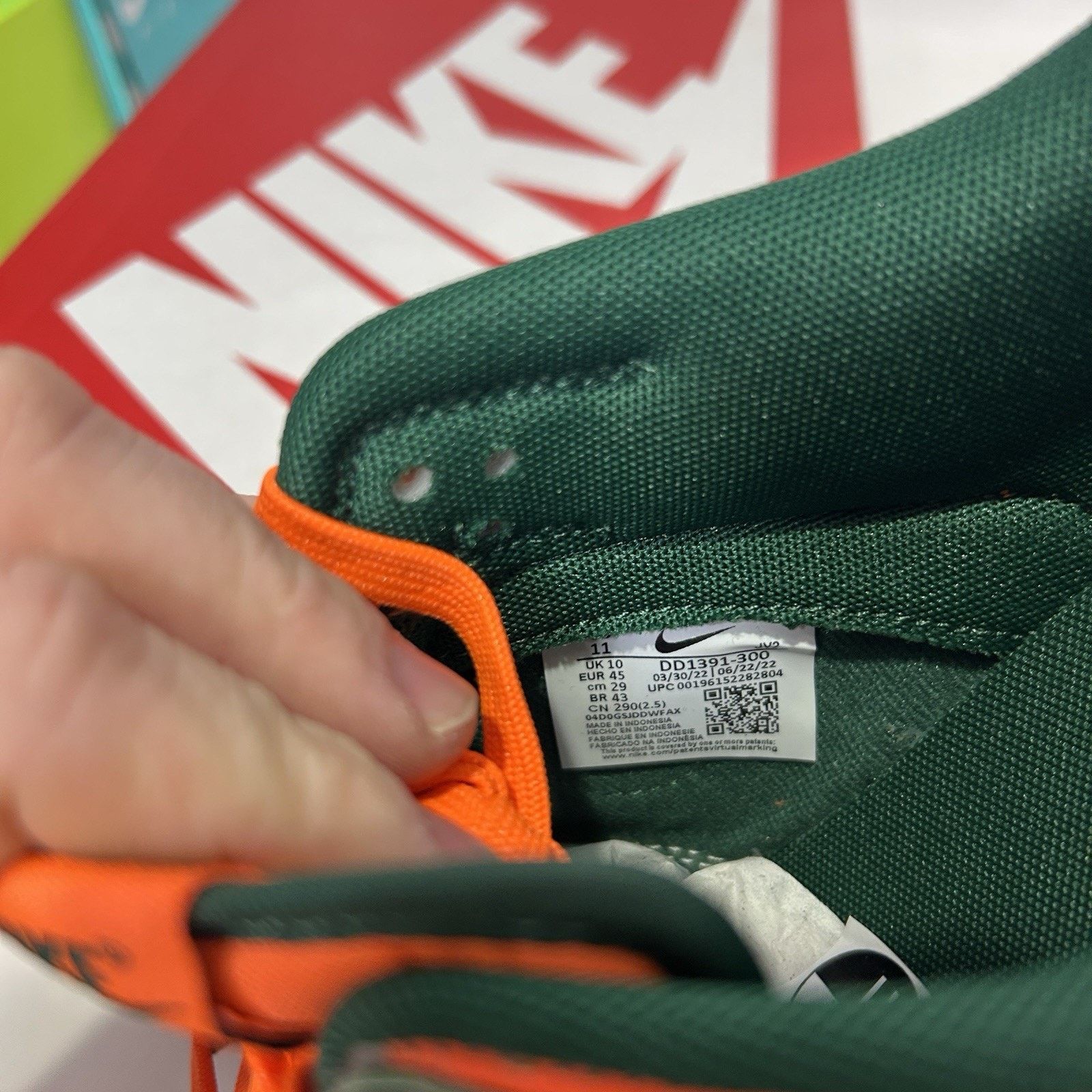 Nike Nike Dunk Low Retro “Miami/Gorge Green-White” DD1391-300 Size US 11 / EU 44 - 5 Thumbnail