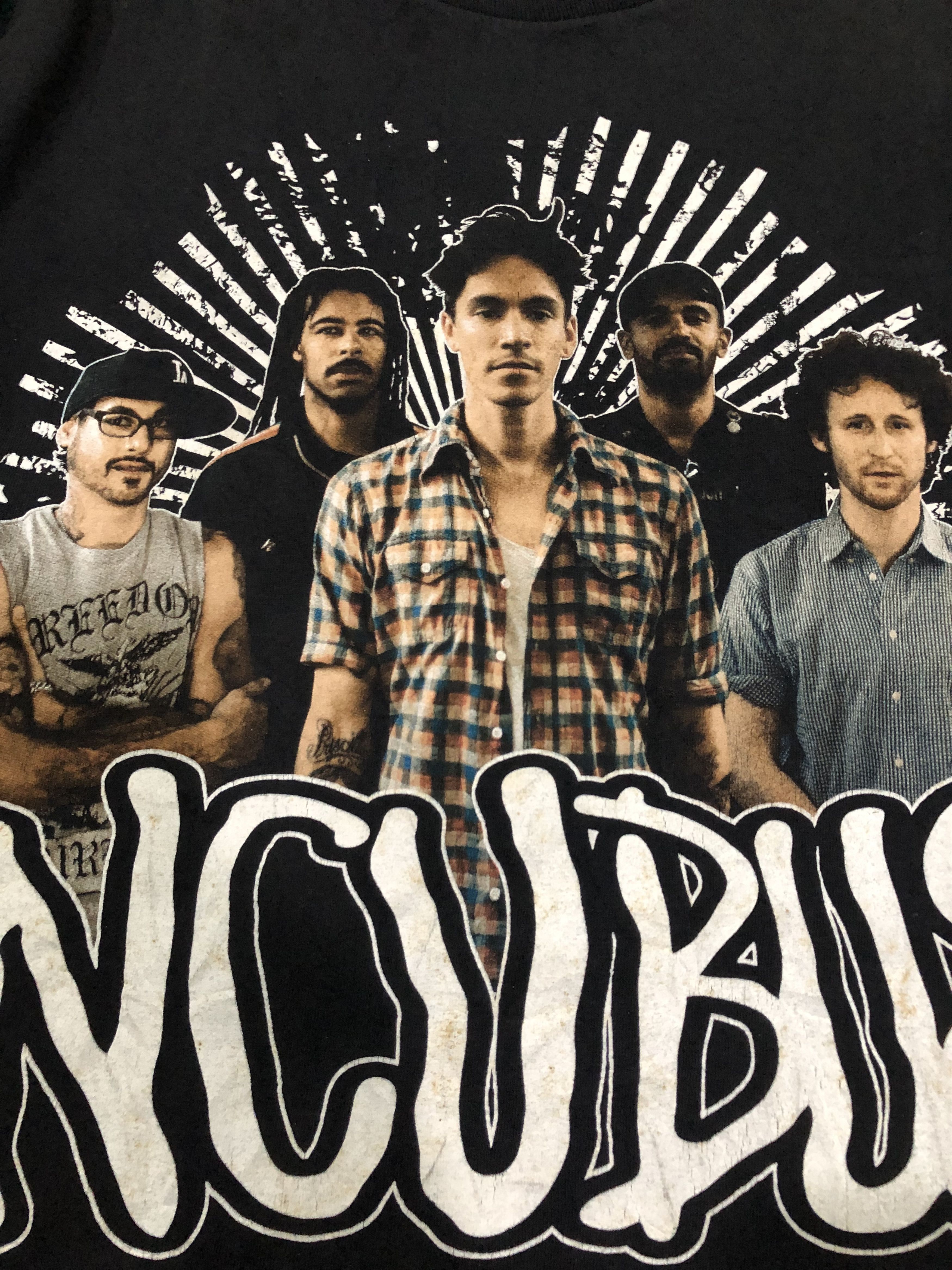 Band Tees × Vintage Vintage Worn Incubus Band 2009 Tour Size US M / EU 48-50 / 2 - 3 Thumbnail
