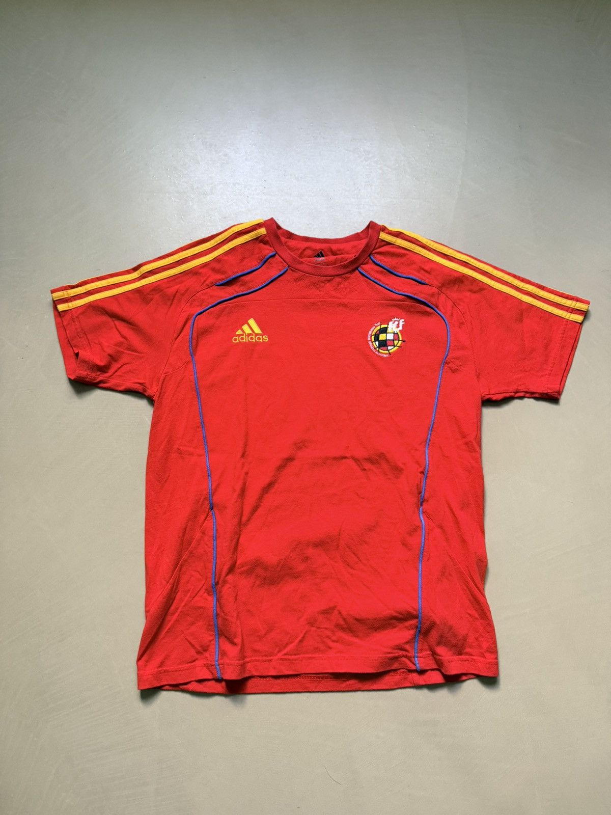 Adidas Vintage adidas Spain RFCF tee shirt Size US M / EU 48-50 / 2 - 1 Thumbnail