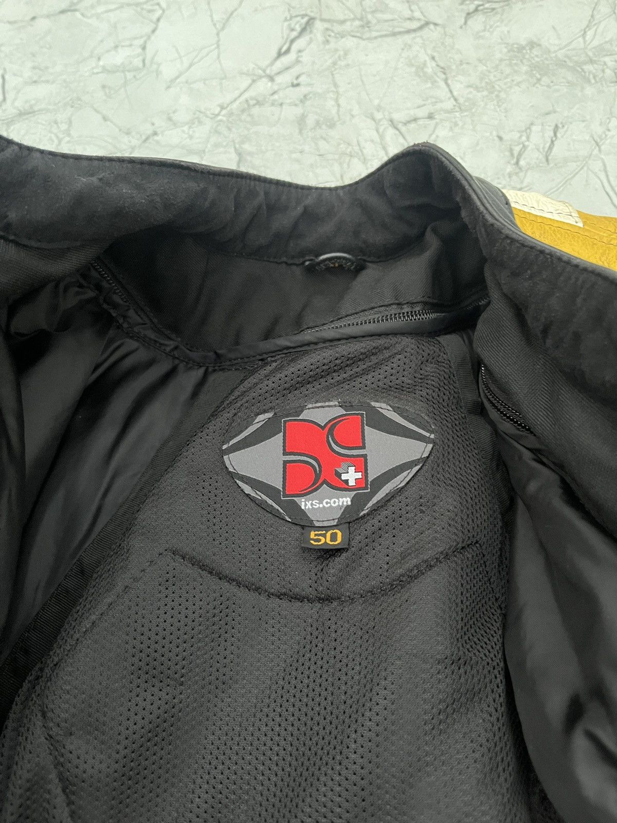 Vintage Vintage IXS RX-5T Racing Swiss Leather Moto Jacket Size US L / EU 52-54 / 3 - 19 Thumbnail