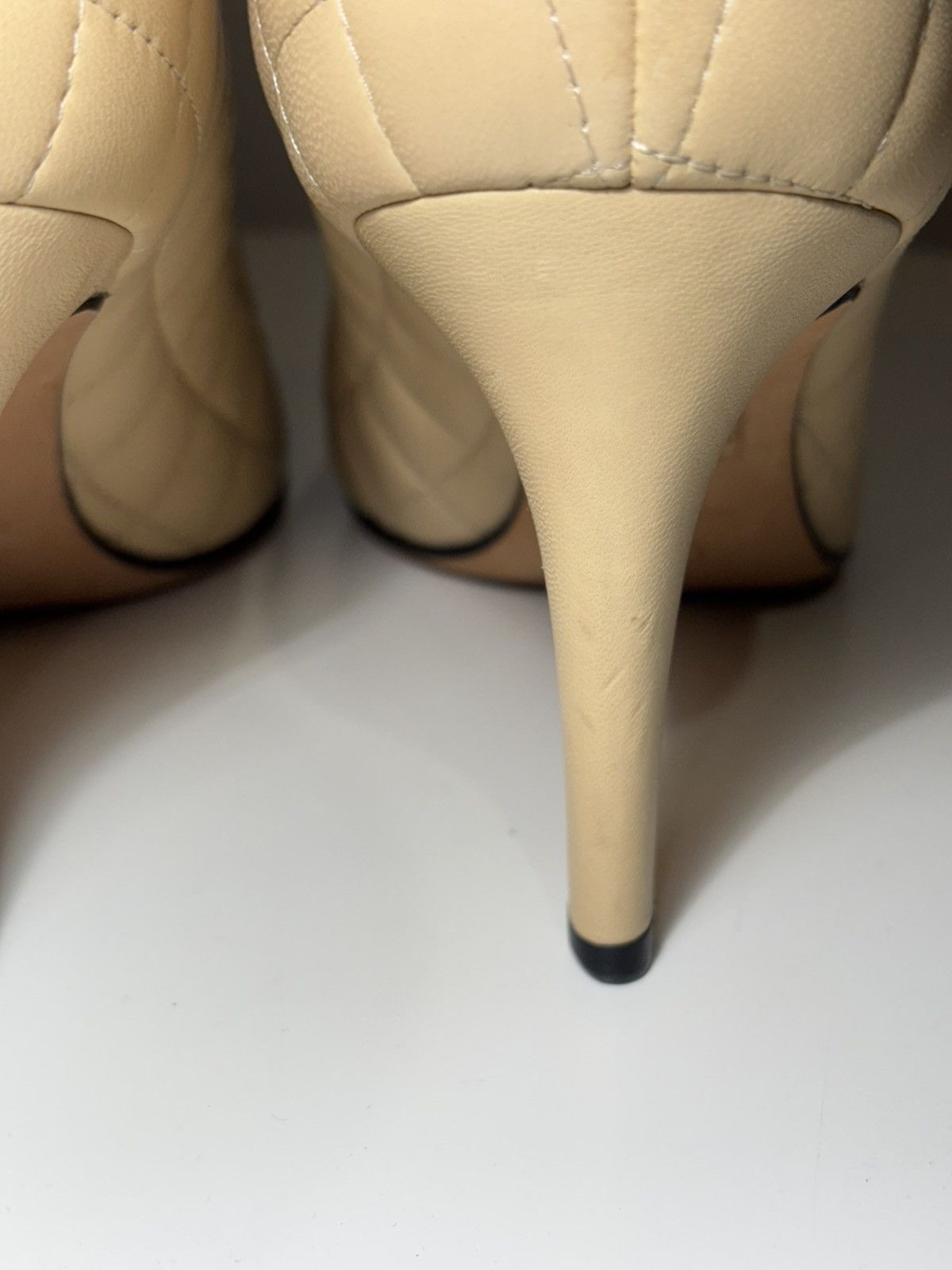 Chanel Chanel Beige Leather Cap-Toe Quilted Ankle Boots Size US 10 / IT 40 - 12 Thumbnail