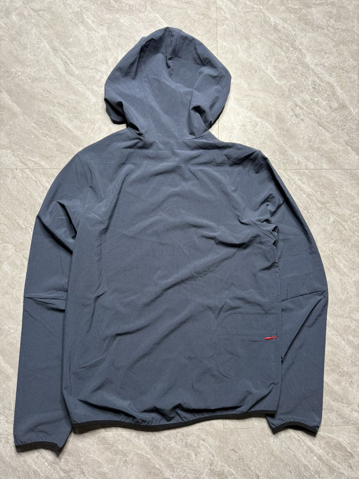 Nike × Undercover Nike Gyakusou F/W 15 Reverse Running Club Sleeve Vent Jkt Size US M / EU 48-50 / 2 - 2 Thumbnail