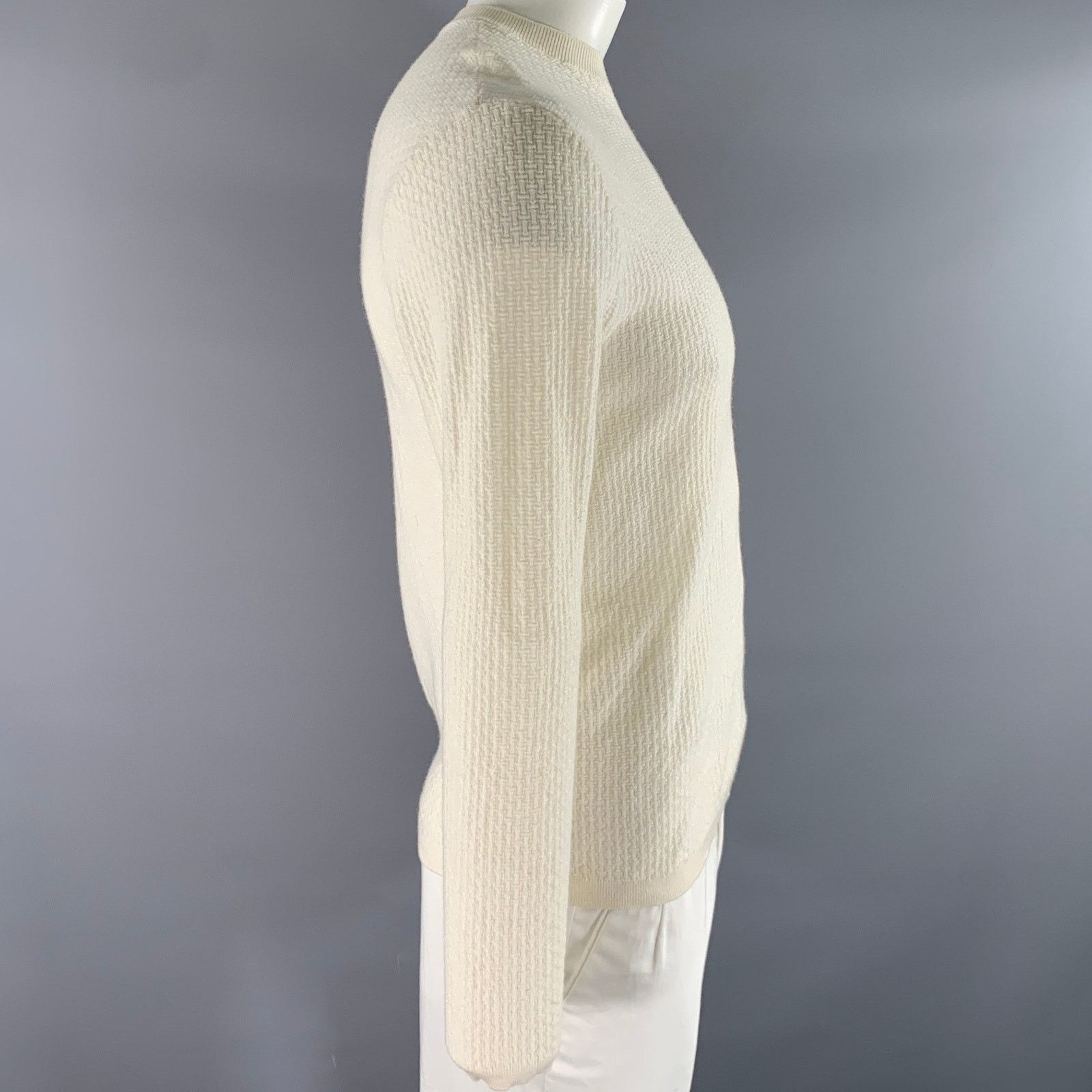 Emporio Armani EMPORIO ARMANI Size XL Cream Waffle Knit Crew-Neck Pullover Size US XL / EU 56 / 4 - 3 Thumbnail