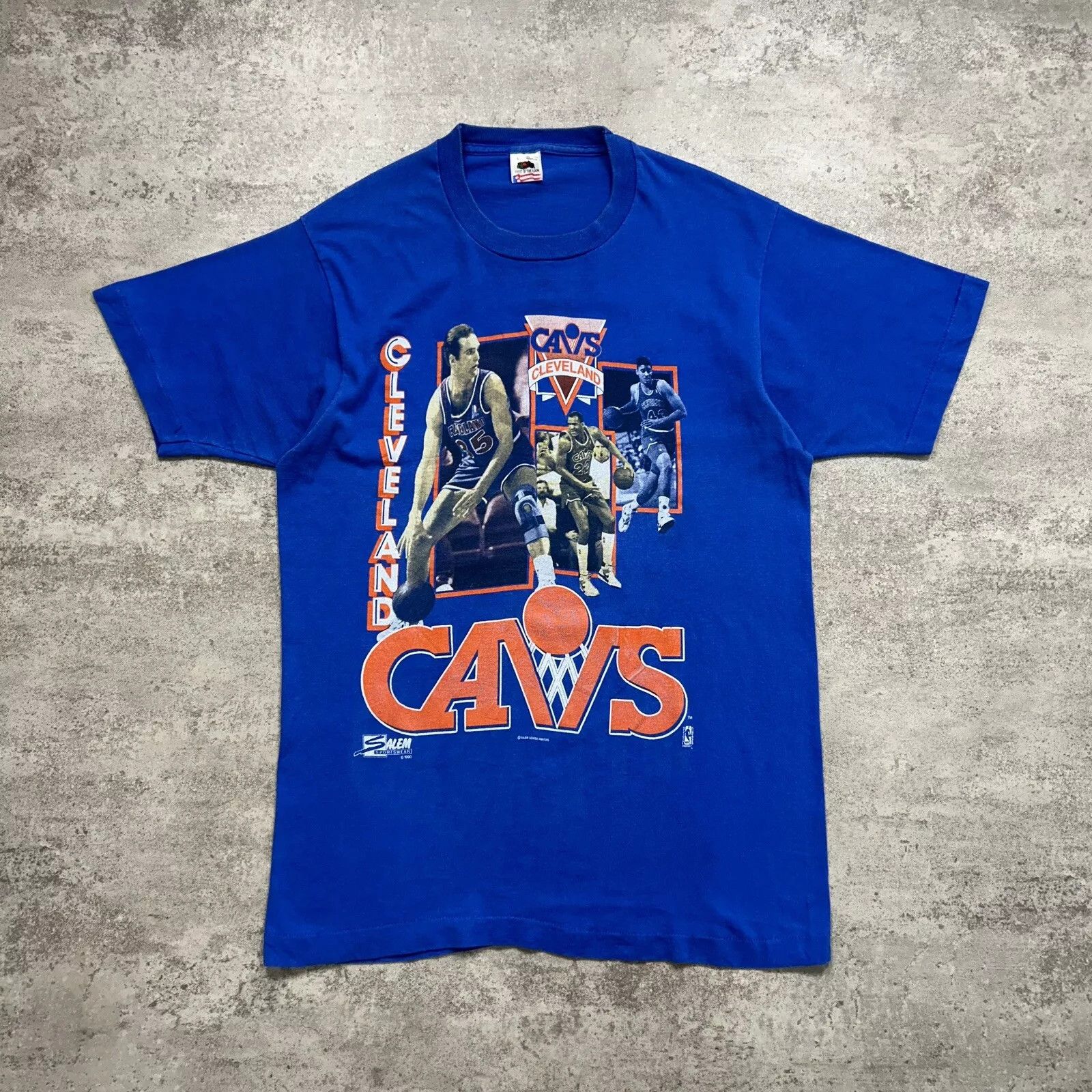 NBA × Vintage CLEVELAND CAVS CAVALIERS SALEM SPORTSWEAR 1990 T-SHIRT Size US L / EU 52-54 / 3 - 1 Thumbnail