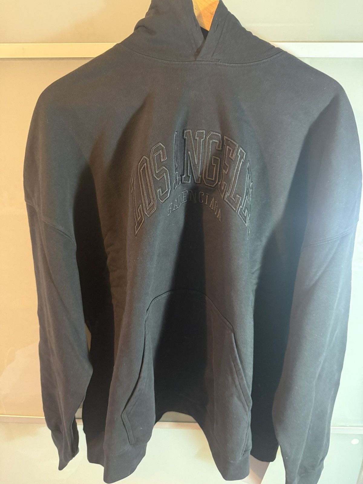 Balenciaga Balenciaga Los Angles Hoodie Black Size 2 Size US S / EU 44-46 / 1 - 3 Thumbnail