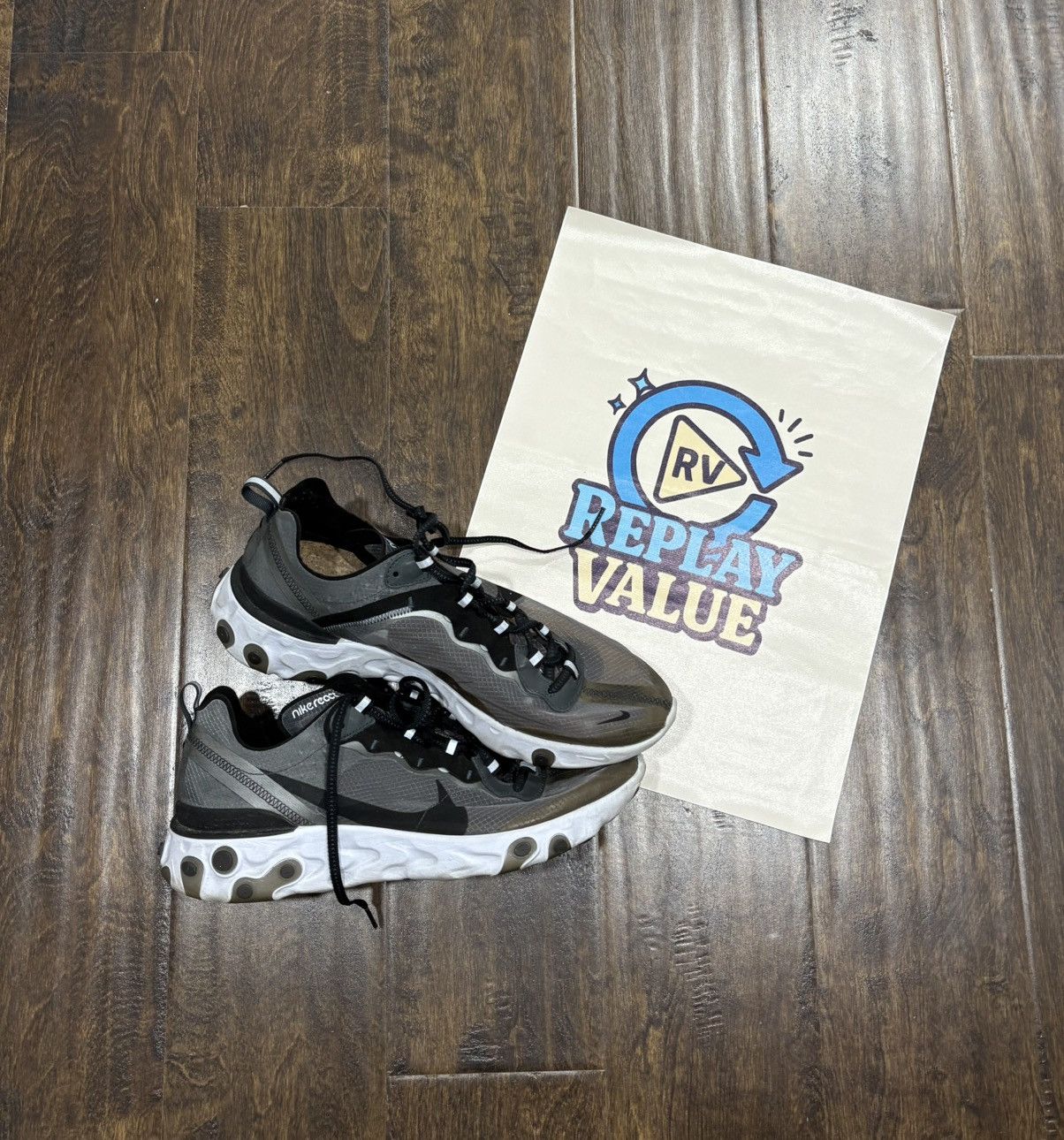 Nike NIKE REACT ELEMENT 87 ANTHRACITE Size US 11.5 / EU 44-45 - 1 Thumbnail