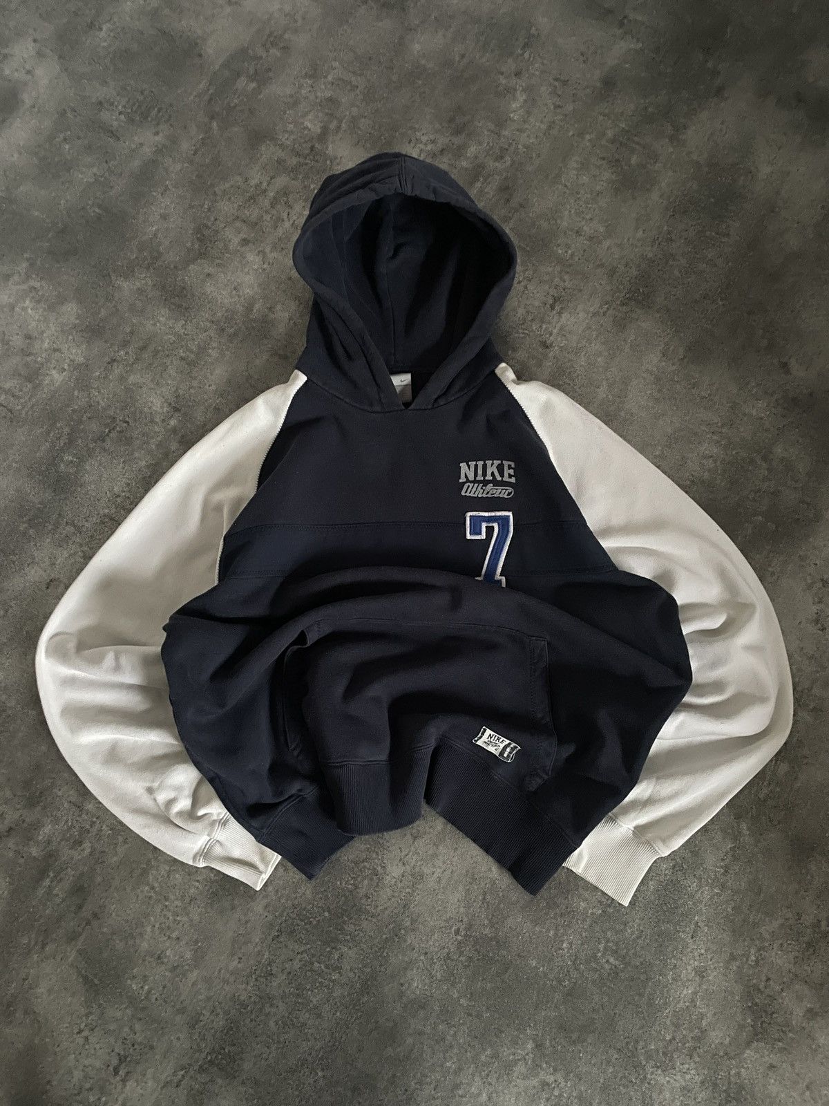 Nike × Vintage Nike Vintage Y2K Hoodie Rare Size US XL / EU 56 / 4 - 1 Thumbnail