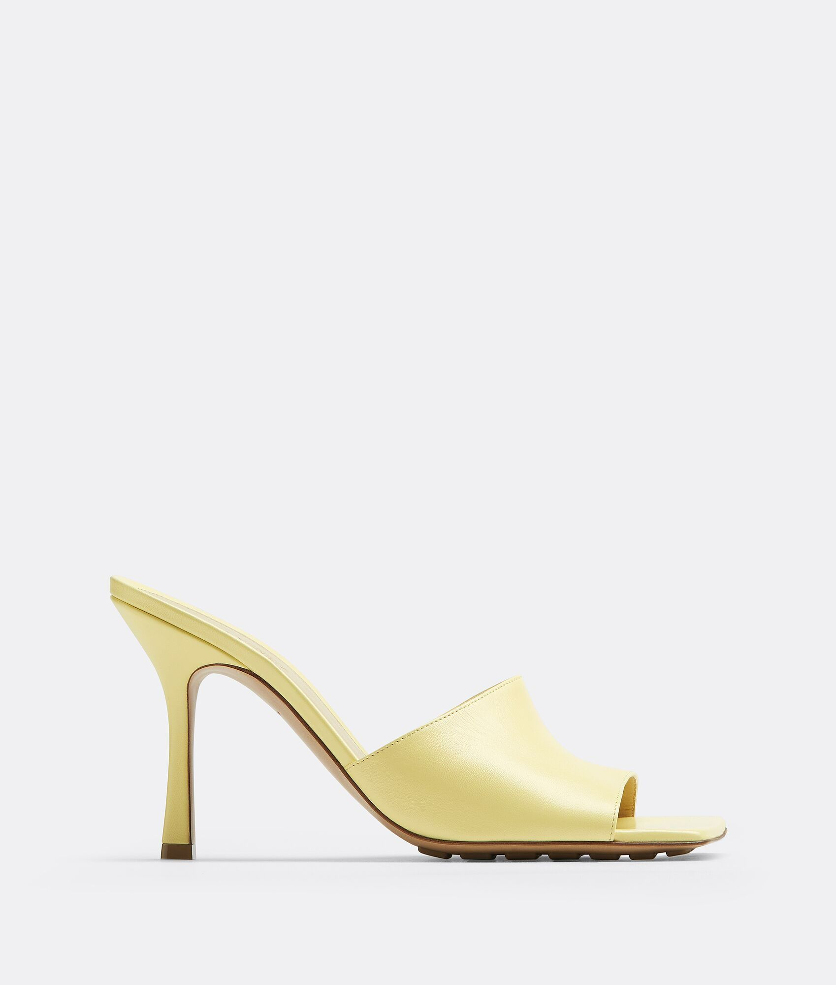 Bottega Veneta o1n1vont1124 Stretch Mules in Lemonade Size US 7 / IT 37 - 1 Thumbnail