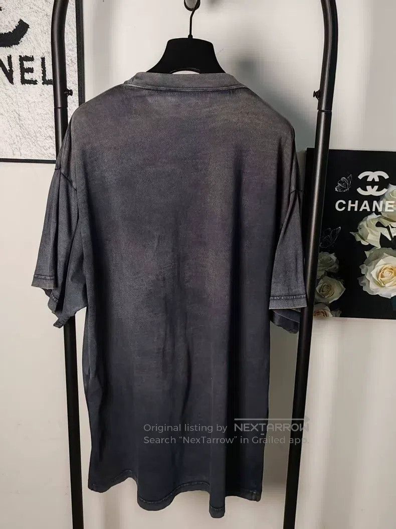 Balenciaga Balenciaga Distressed short-sleeved shirt Size US S / EU 44-46 / 1 - 2 Thumbnail