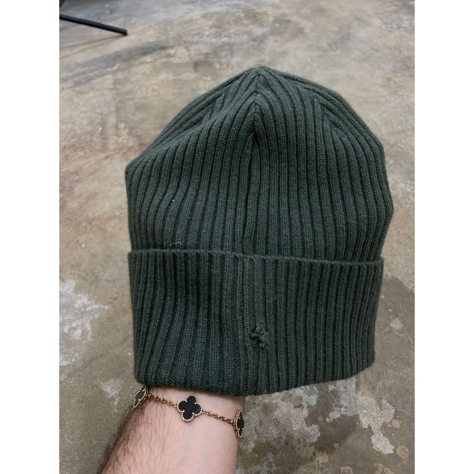 Moose Knuckles Moose Knuckles Beanie Olive OS New Size ONE SIZE - 2 Thumbnail