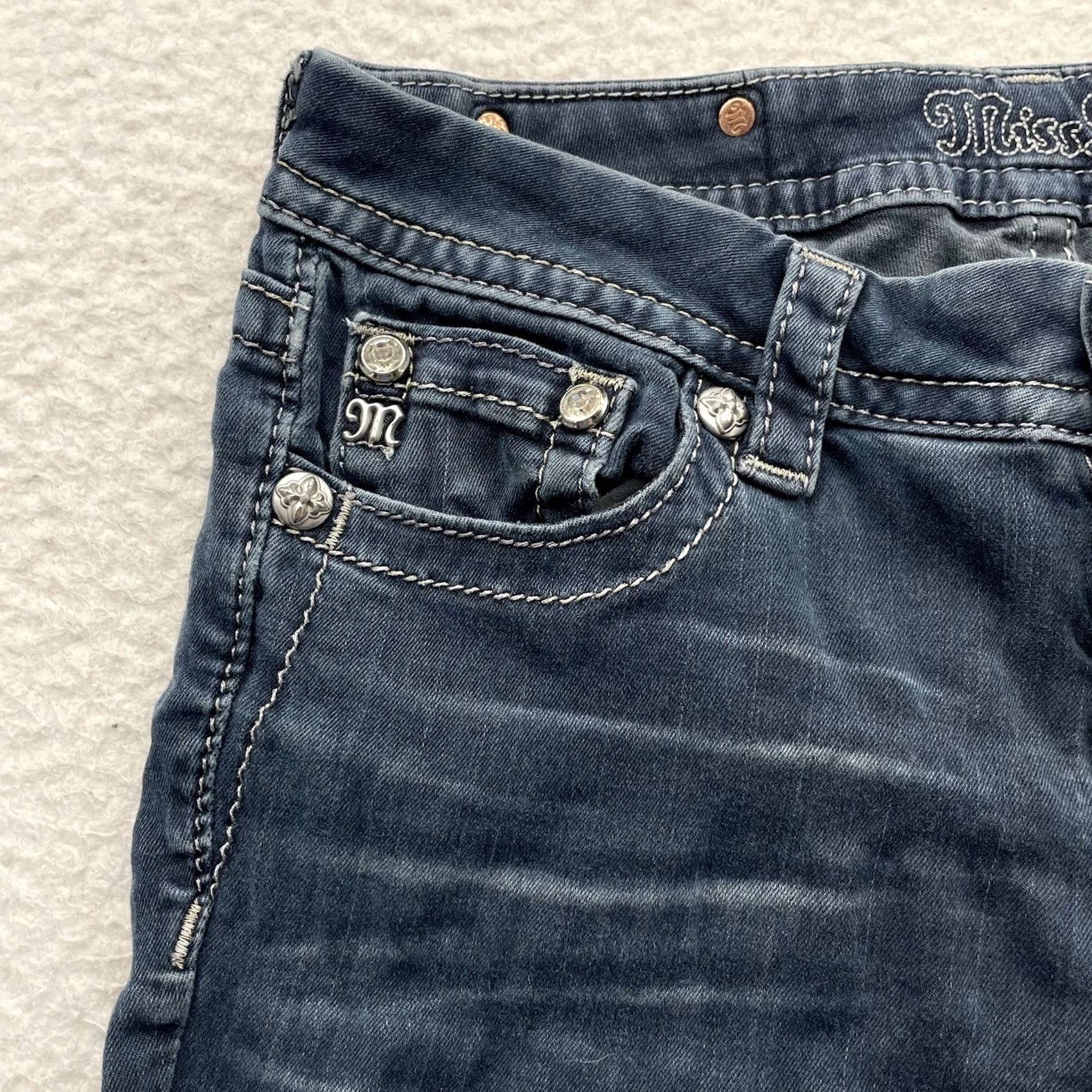 Miss Me Miss Me Jeans Skinny Crop 30x25 Whiskered Blue Soft Touch Stretch Capri Jeans Shoes? Size 30" / US 8 / IT 44 - 3 Thumbnail