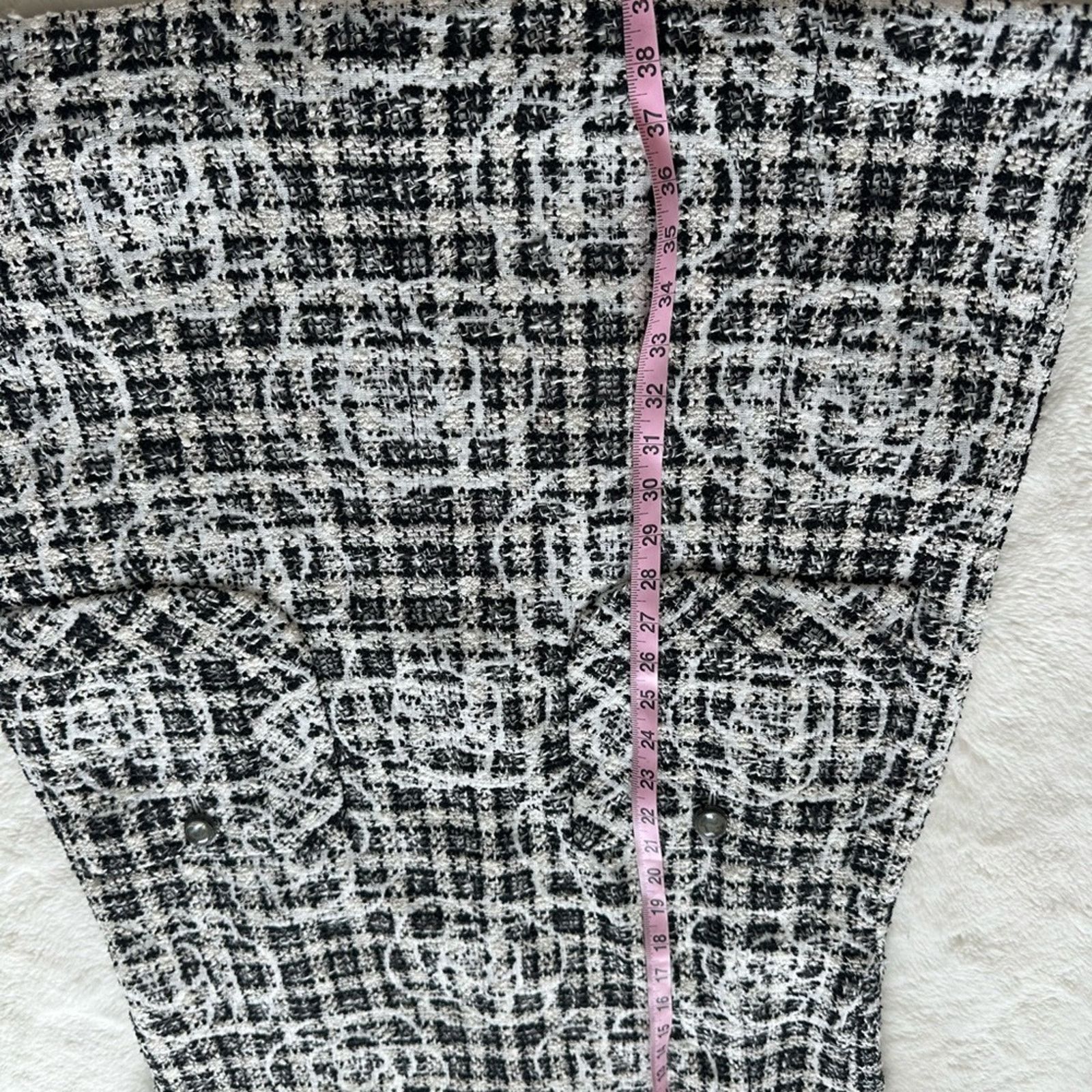 Chanel CHANEL women tweed dress 42FR or 10US Authentic Retail 2750$ Size L / US 10 / IT 46 - 9 Thumbnail