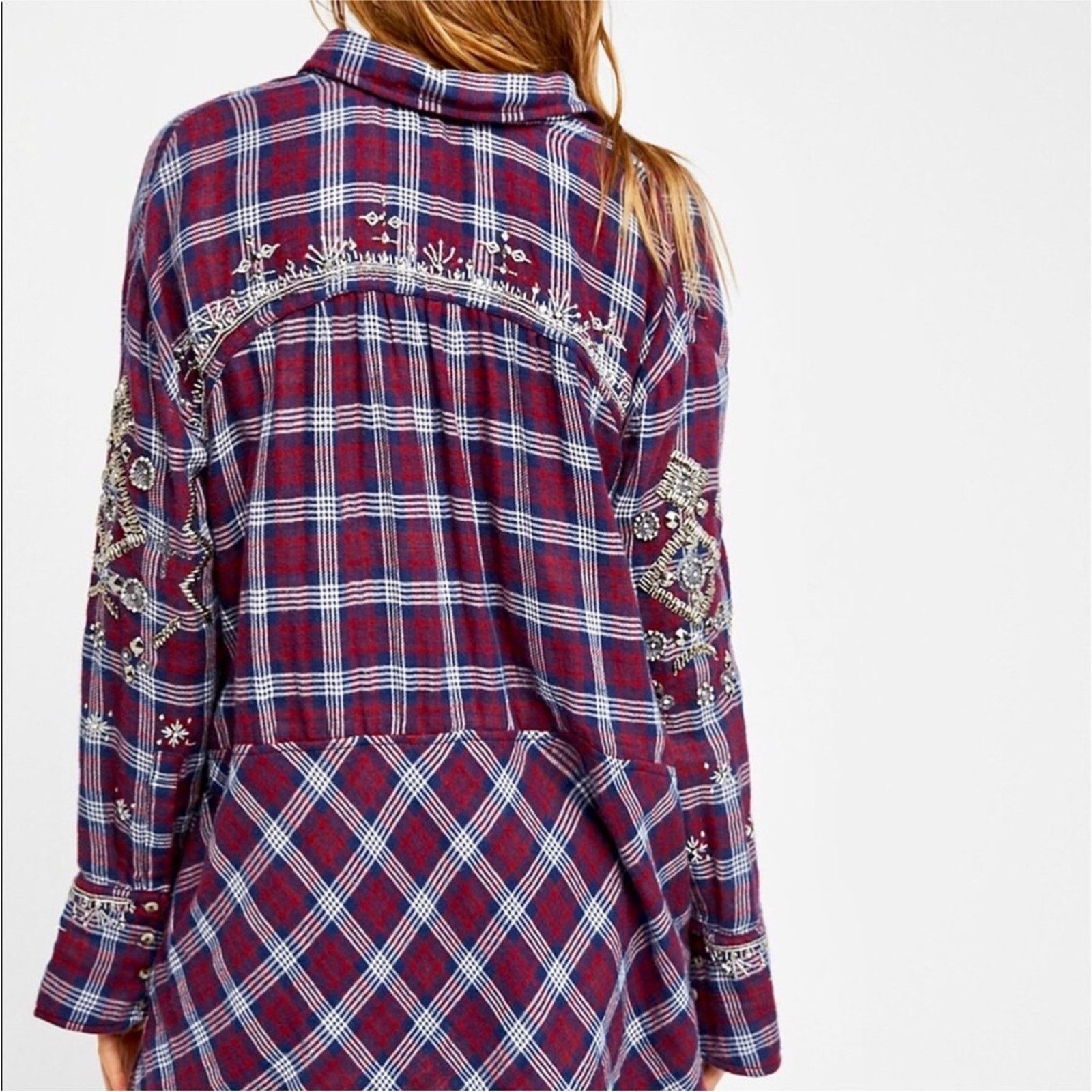 Free People FREE PEOPLE Sequin Bead Oversized Red Flannel Plaid Shirt Size XS / US 0-2 / IT 36-38 - 15 Thumbnail