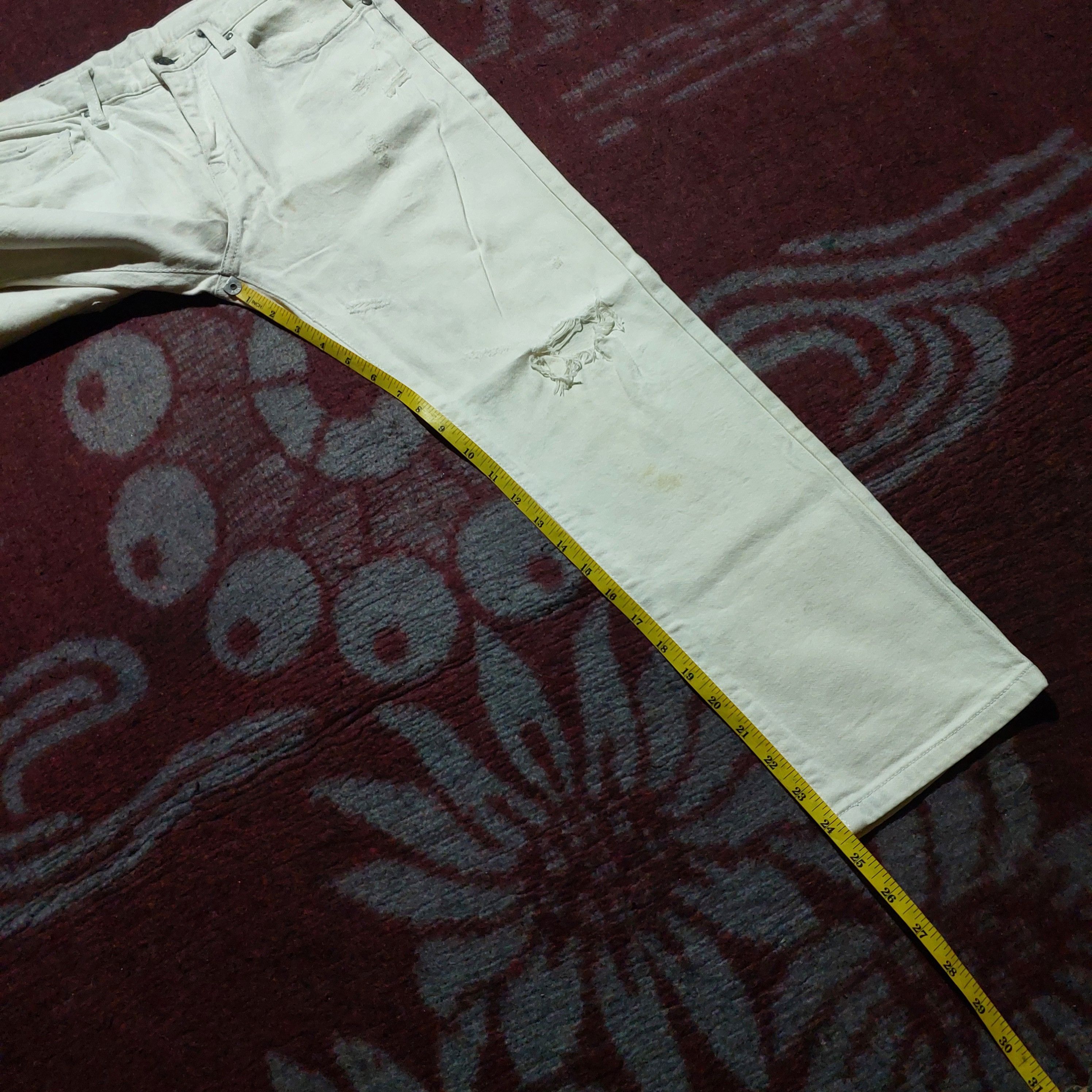 Tornado Mart Tornado Mart Japan distressed white denim pants Size US 30 / EU 46 - 16 Thumbnail