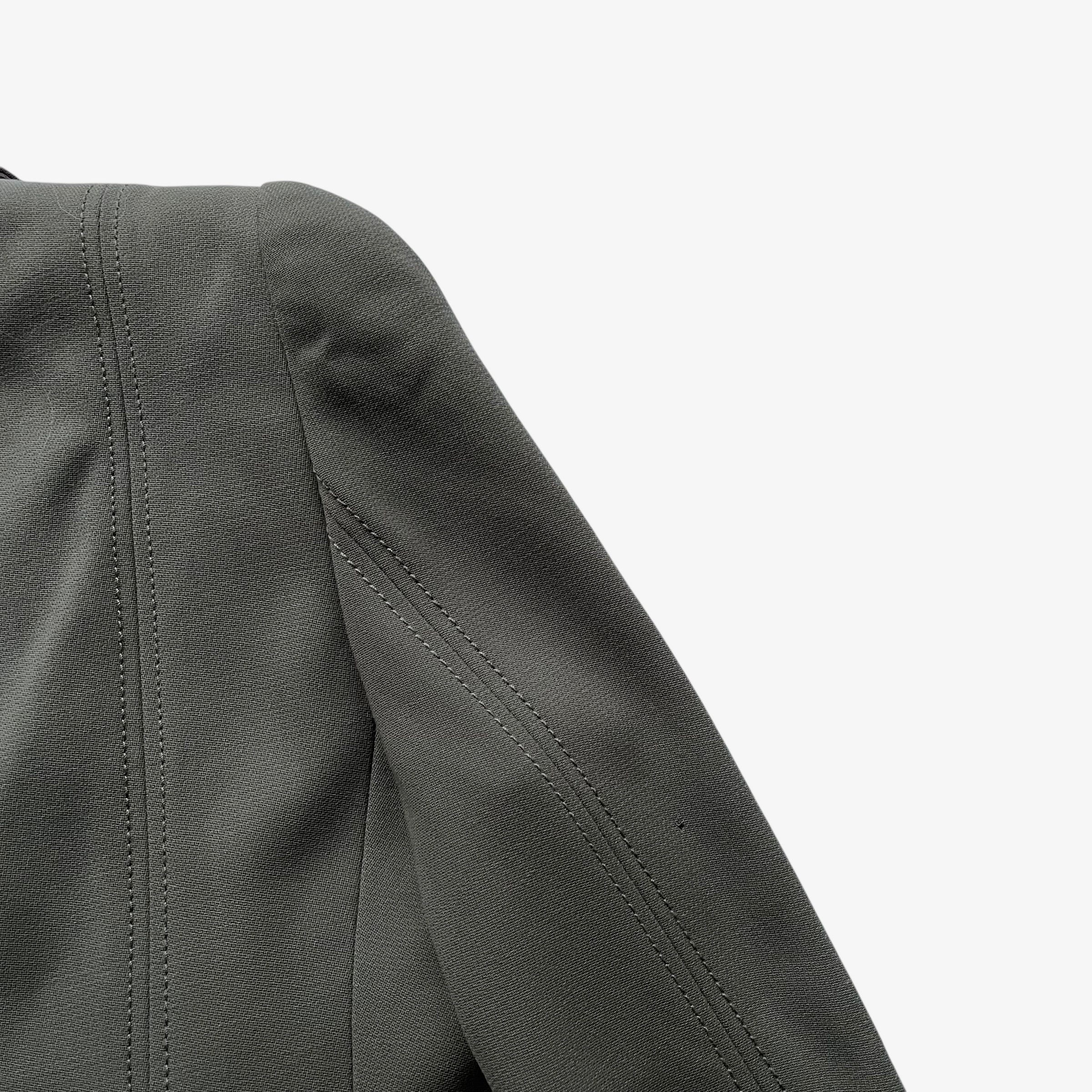 Armani Vintage Y2K Women's Armani Collezioni Grey Blazer Size S / US 4 / IT 40 - 7 Thumbnail