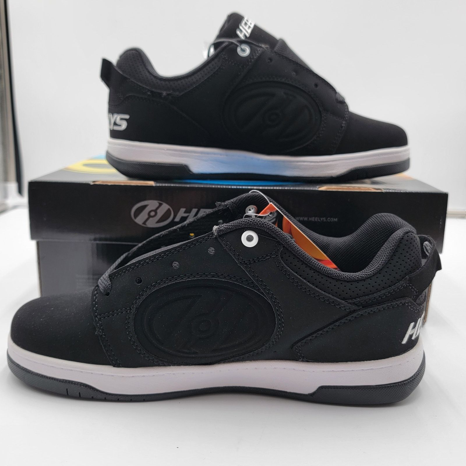 Heelys New Heelys Voyager Black - Size 7M / 8.5W - In Box! Size US 7 / EU 40 - 2 Thumbnail