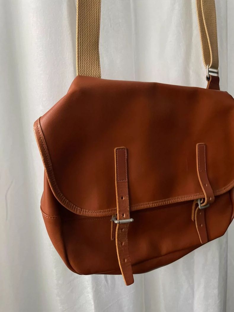 Comme des Garcons Comme des Garçons Medieval leather brown cross-body shoulde Size ONE SIZE - 2 Thumbnail